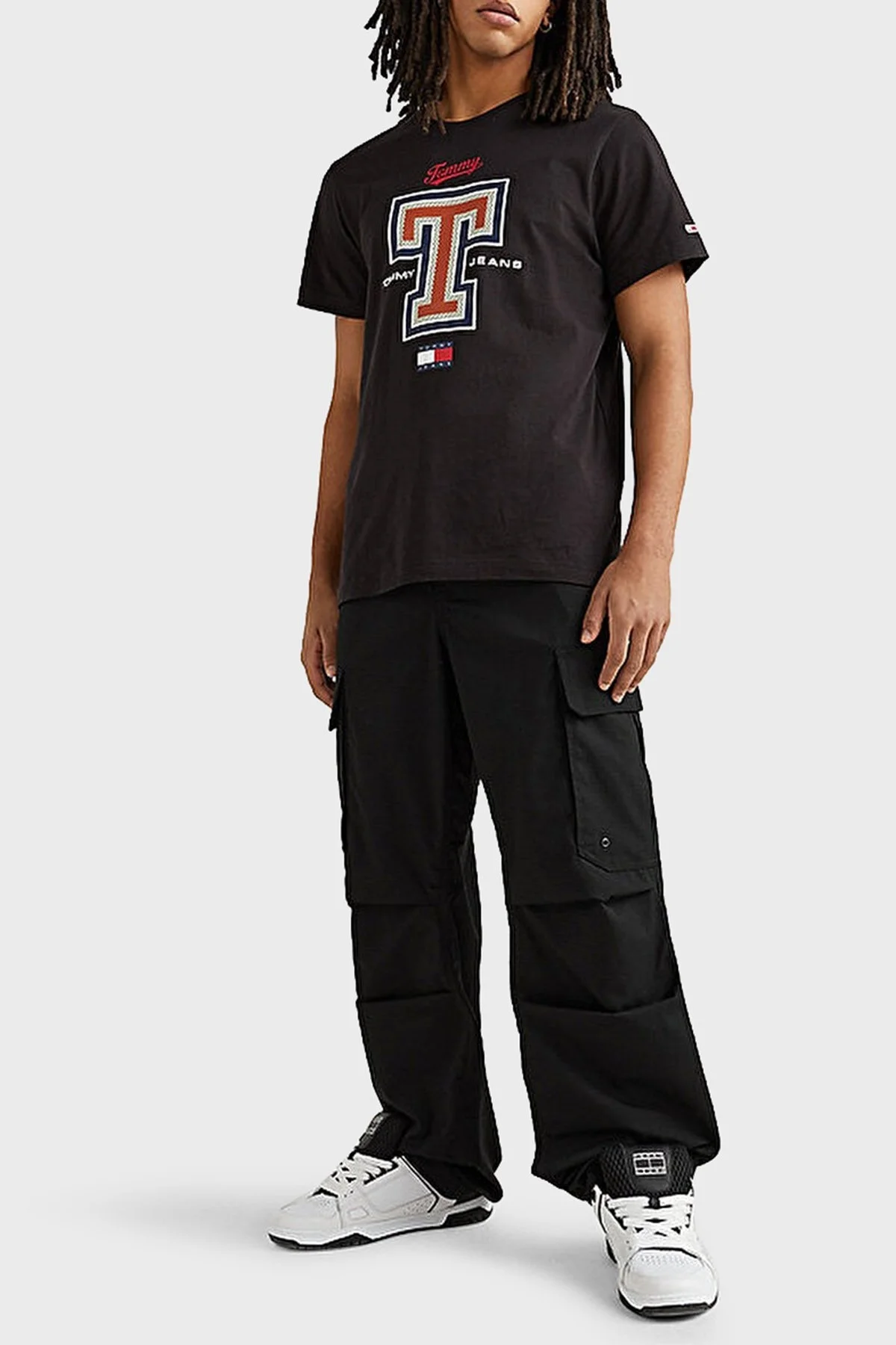 Tommy Jeans % 100 Pamuk Regular Fit Bisiklet Yaka Erkek T Shirt DM0DM16404 BDS SİYAH - 3