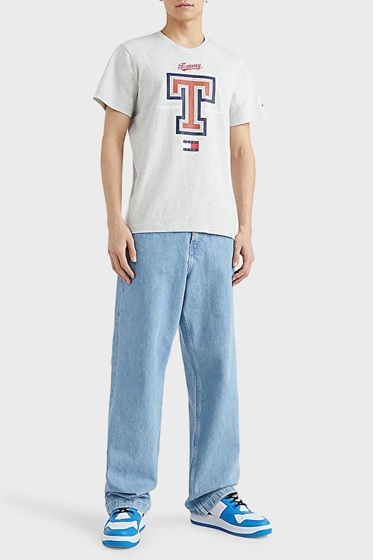 Tommy Jeans % 100 Pamuk Regular Fit Bisiklet Yaka Erkek T Shirt DM0DM16404 PJ4 GRİ - 3