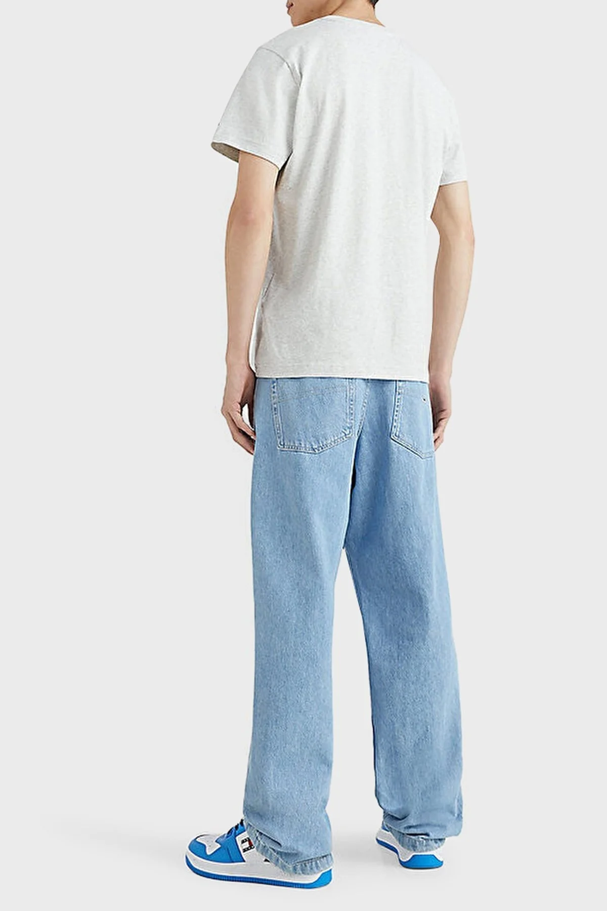 Tommy Jeans % 100 Pamuk Regular Fit Bisiklet Yaka Erkek T Shirt DM0DM16404 PJ4 GRİ - 4