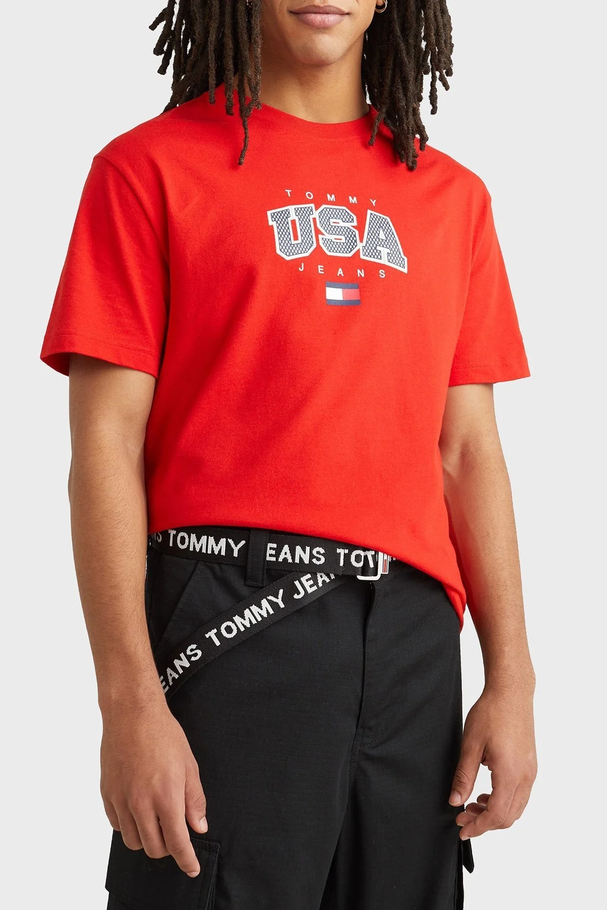 Tommy Jeans % 100 Pamuk Regular Fit Bisiklet Yaka Erkek T Shirt DM0DM16406 XNL KIRMIZI - 1