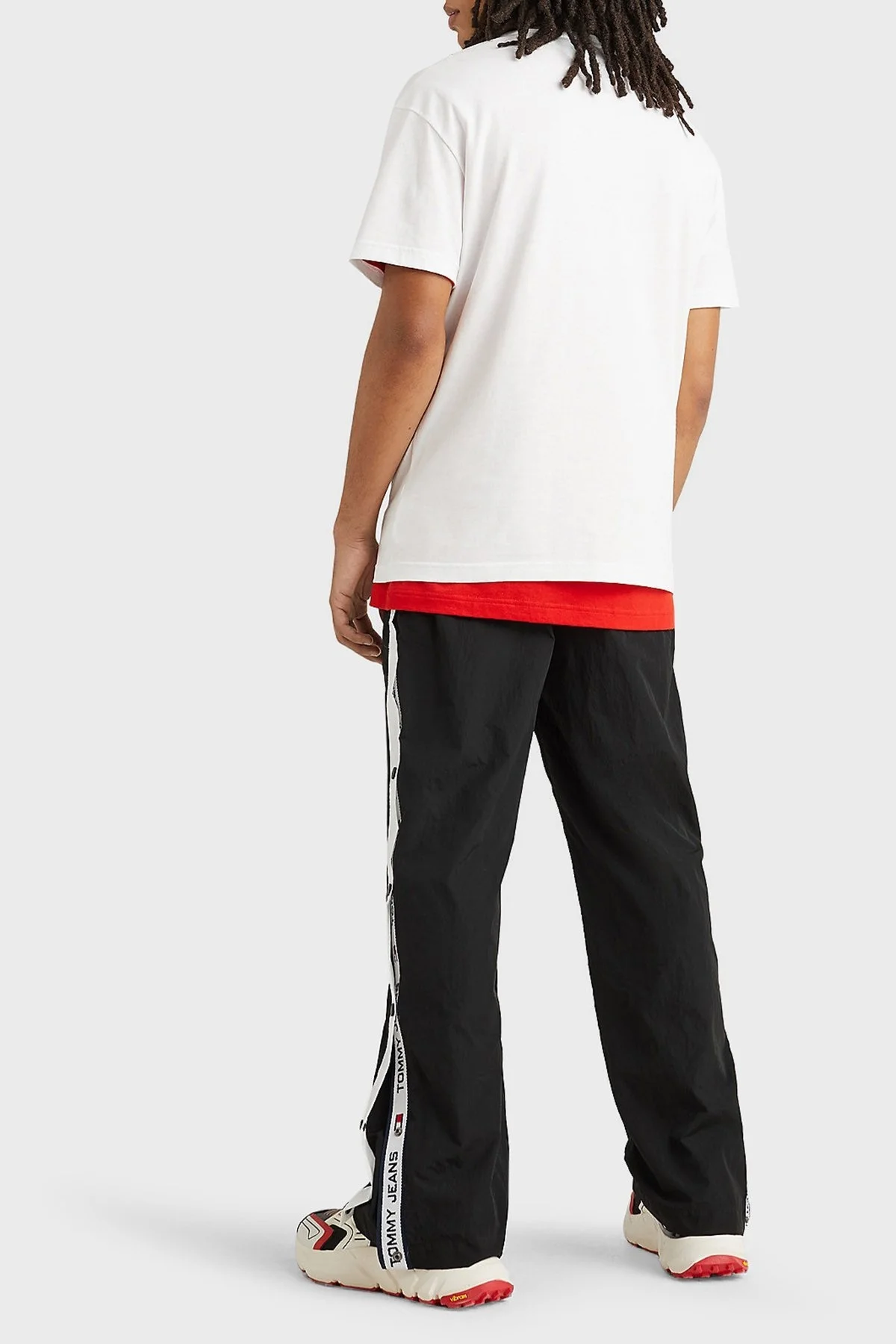 Tommy Jeans % 100 Pamuk Regular Fit Bisiklet Yaka Erkek T Shirt DM0DM16406 YBR BEYAZ - 2