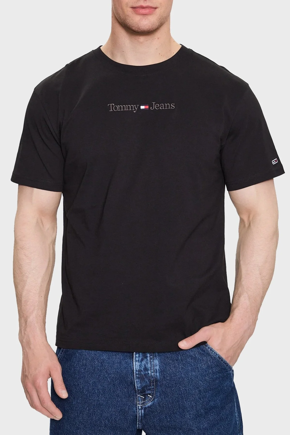 Tommy Jeans % 100 Pamuk Regular Fit Bisiklet Yaka Erkek T Shirt DM0DM16825 BDS SİYAH - 1