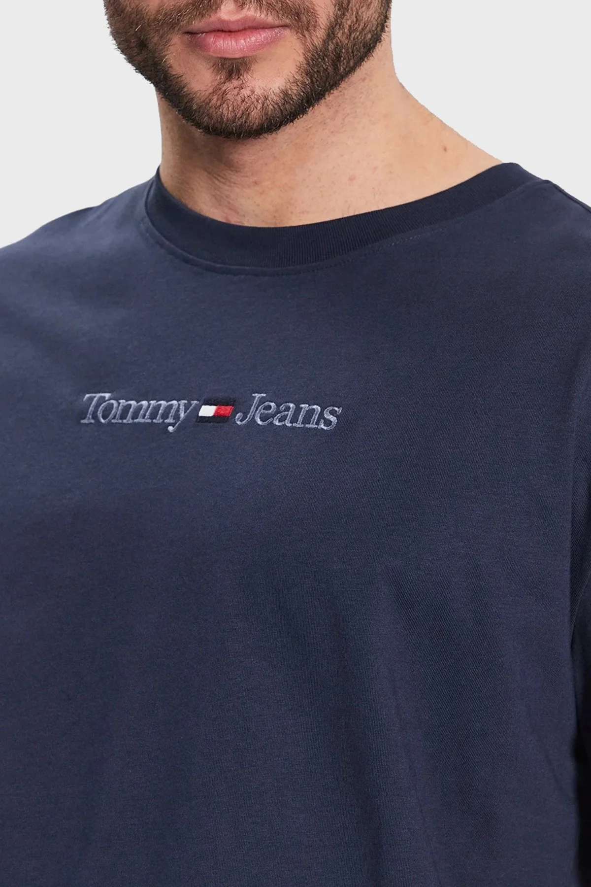Tommy Jeans % 100 Pamuk Regular Fit Bisiklet Yaka Erkek T Shirt DM0DM16825 C87 LACİVERT - 4