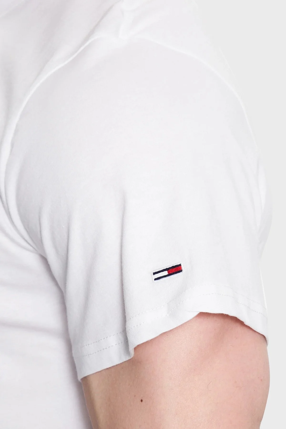 Tommy Jeans % 100 Pamuk Regular Fit Bisiklet Yaka Erkek T Shirt DM0DM16831 YBR BEYAZ - 5