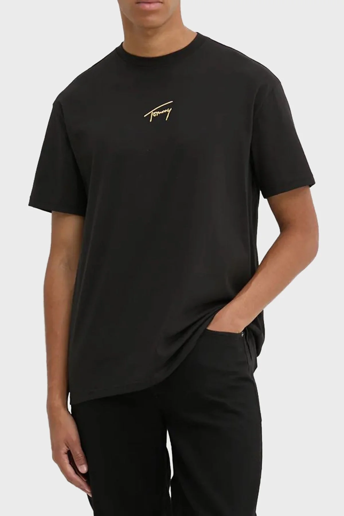 Tommy Jeans % 100 Pamuk Regular Fit Bisiklet Yaka Erkek T Shirt DM0DM19692 BDS SİYAH - 1