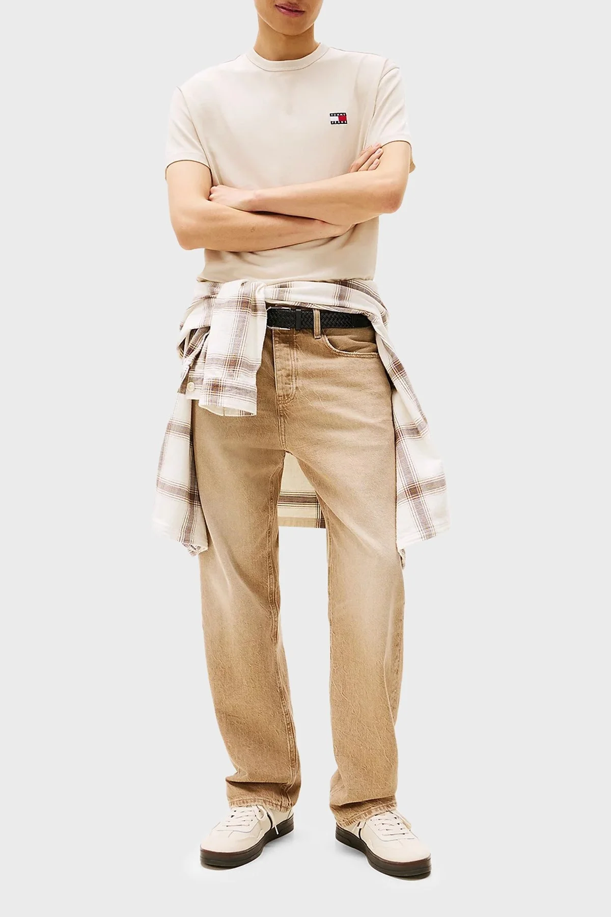 Tommy Jeans % 100 Pamuk Regular Fit Bisiklet Yaka Erkek T Shirt DM0DM20322 ACG BEJ - 2