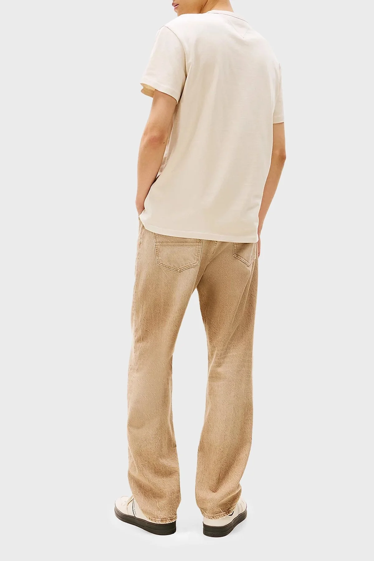 Tommy Jeans % 100 Pamuk Regular Fit Bisiklet Yaka Erkek T Shirt DM0DM20322 ACG BEJ - 8