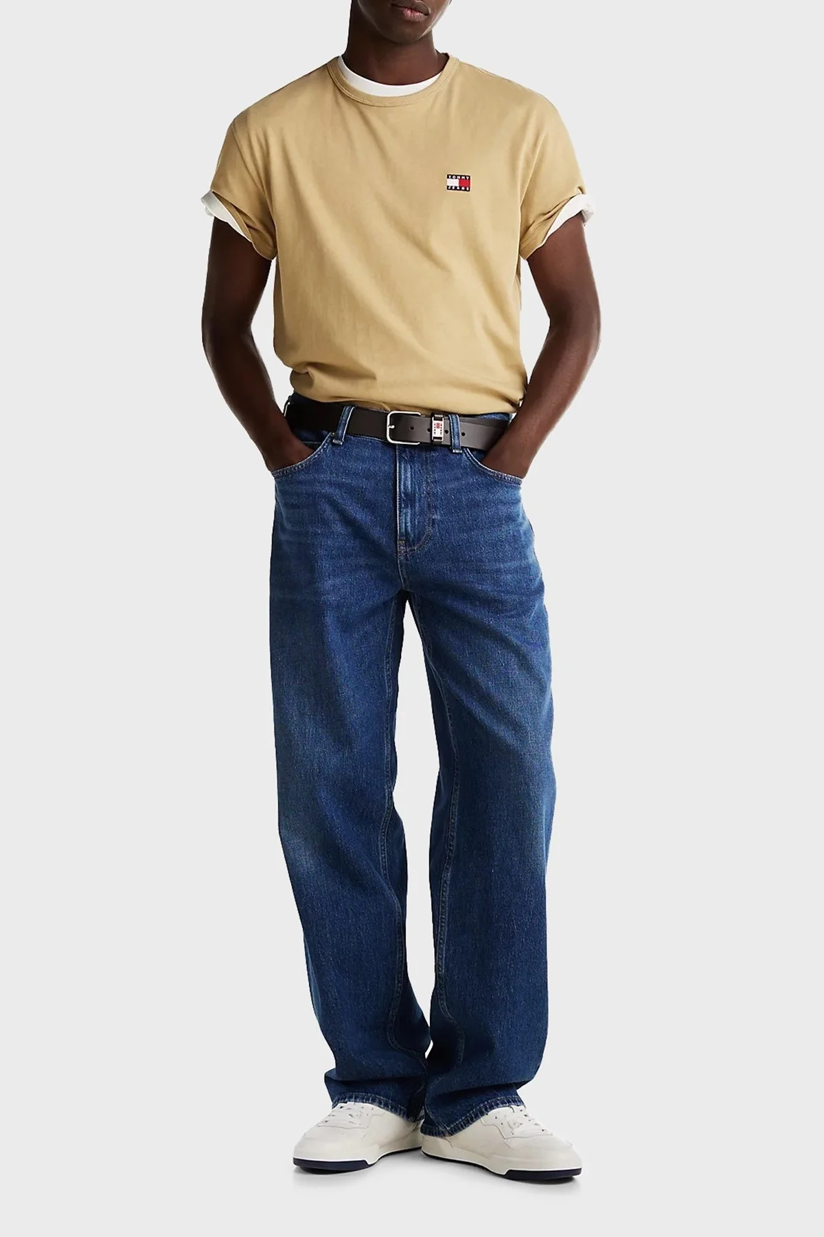 Tommy Jeans % 100 Pamuk Regular Fit Bisiklet Yaka Erkek T Shirt DM0DM20322 ACT BEJ - 2