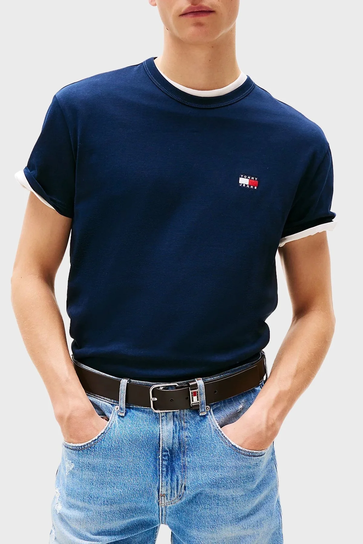 Tommy Jeans % 100 Pamuk Regular Fit Bisiklet Yaka Erkek T Shirt DM0DM20322 C1G LACİVERT - 1