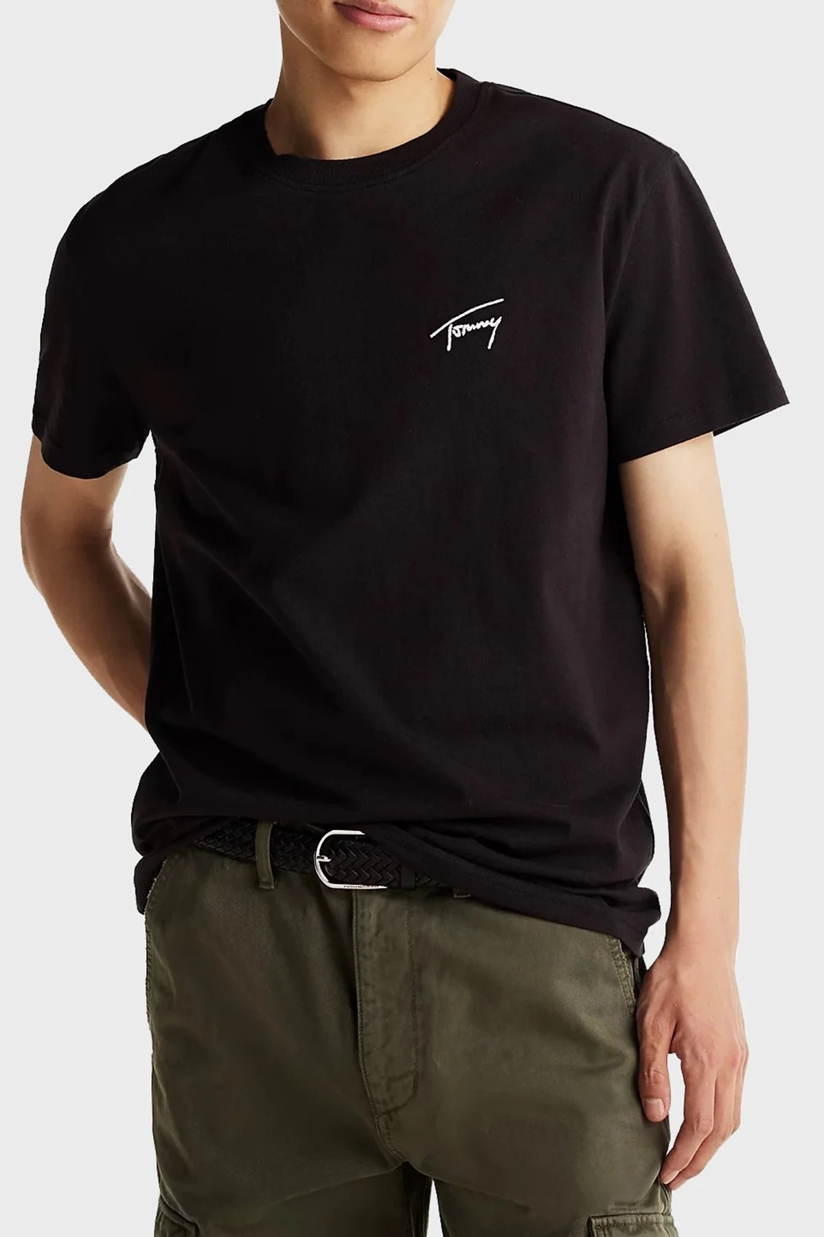 Tommy Jeans % 100 Pamuk Regular Fit Bisiklet Yaka Erkek T Shirt DM0DM21140 BDS SİYAH - 1