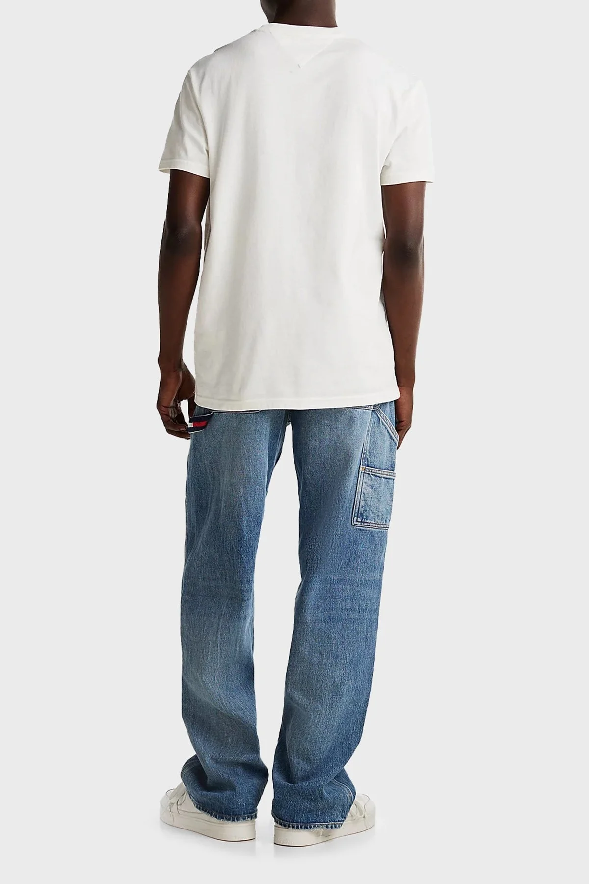 Tommy Jeans % 100 Pamuk Regular Fit Bisiklet Yaka Erkek T Shirt DM0DM21140 YBL BEYAZ - 2