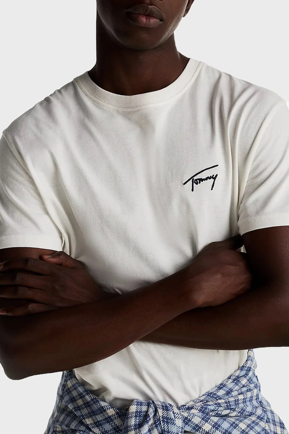 Tommy Jeans % 100 Pamuk Regular Fit Bisiklet Yaka Erkek T Shirt DM0DM21140 YBL BEYAZ - 4