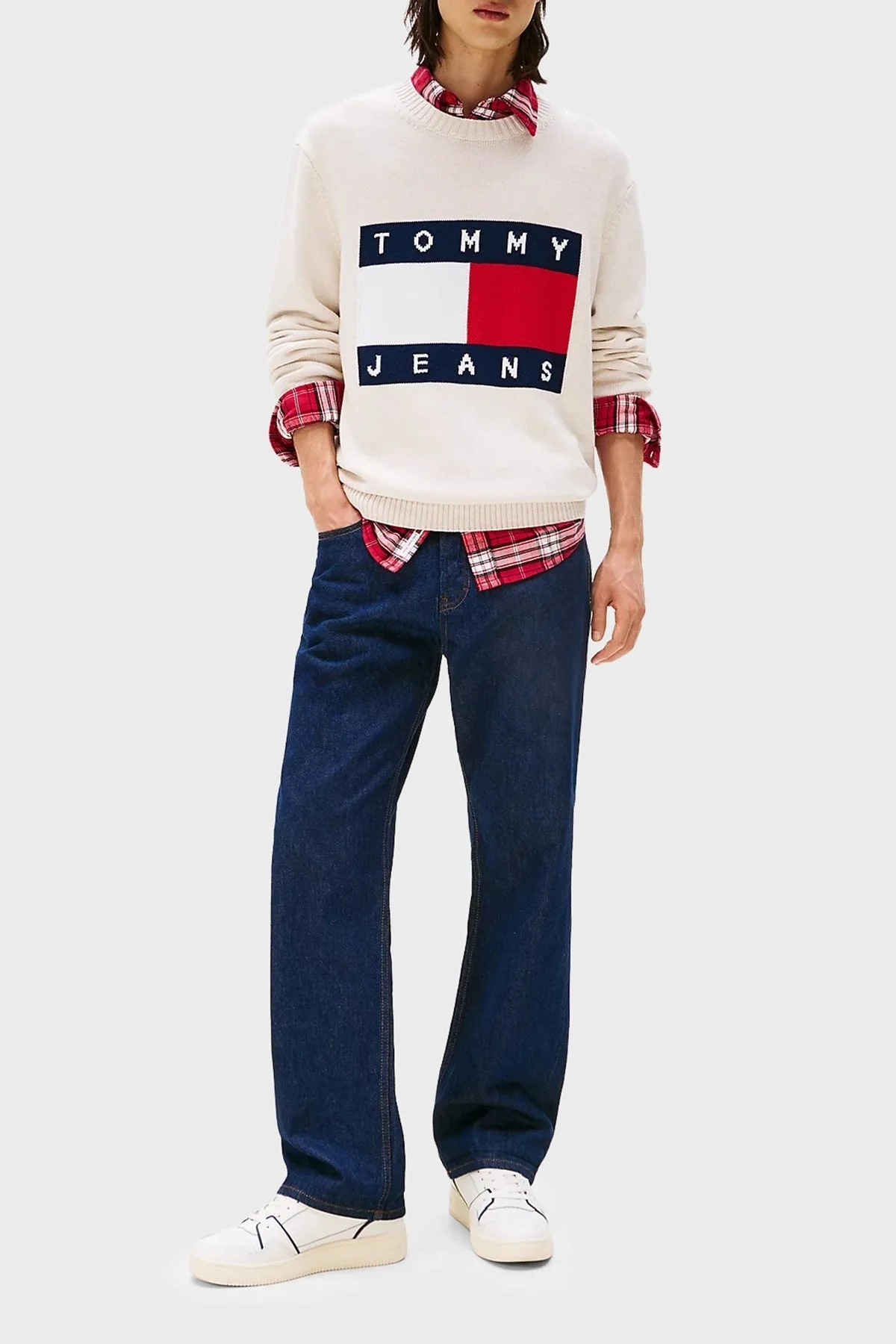 Tommy Jeans % 100 Pamuk Regular Fit Bisiklet Yaka Logolu Erkek Kazak DM0DM22105 AFN BEJ - 2