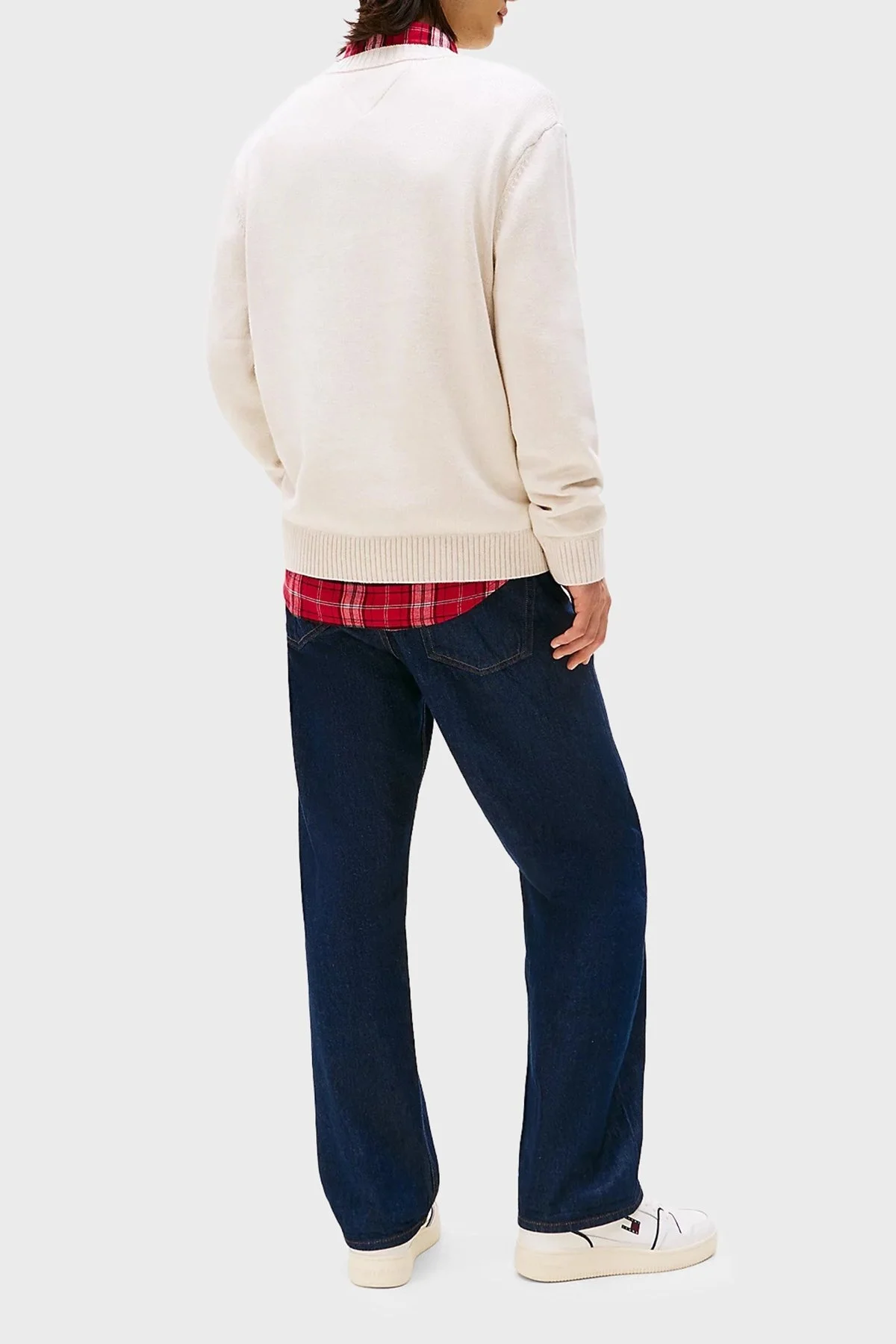 Tommy Jeans % 100 Pamuk Regular Fit Bisiklet Yaka Logolu Erkek Kazak DM0DM22105 AFN BEJ - 3