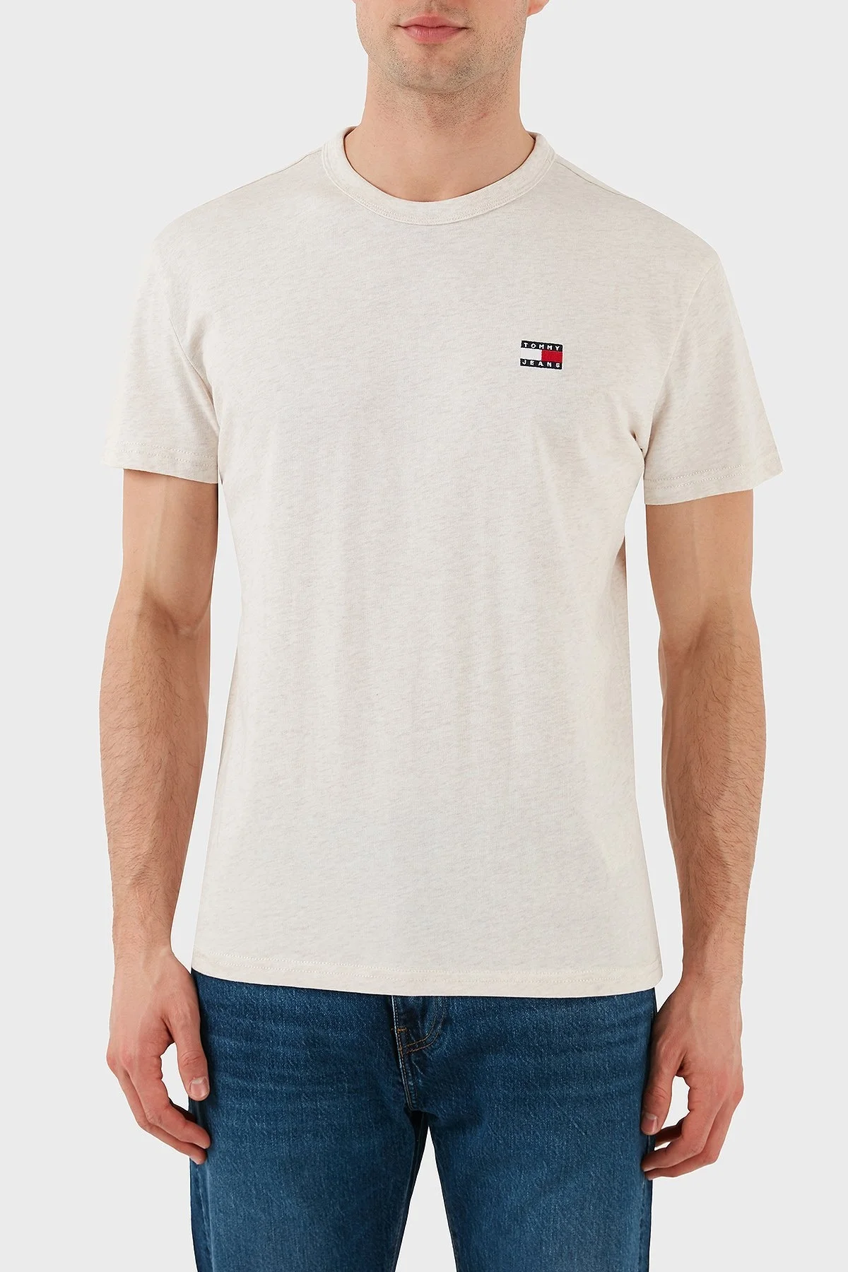 Tommy Jeans % 100 Pamuk Regular Fit Bisiklet Yaka Logolu Erkek T Shirt DM0DM20322 AE3 BEJ - 7