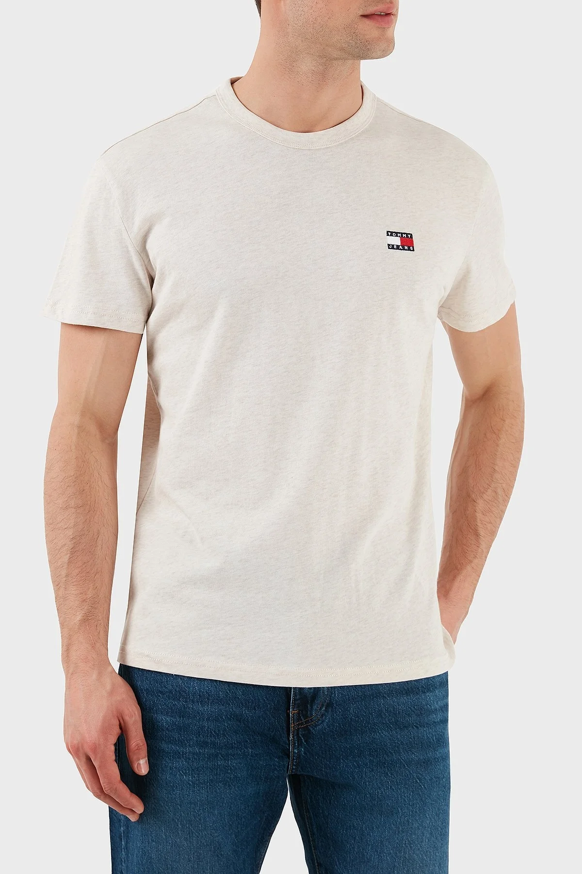Tommy Jeans % 100 Pamuk Regular Fit Bisiklet Yaka Logolu Erkek T Shirt DM0DM20322 AE3 BEJ - 9