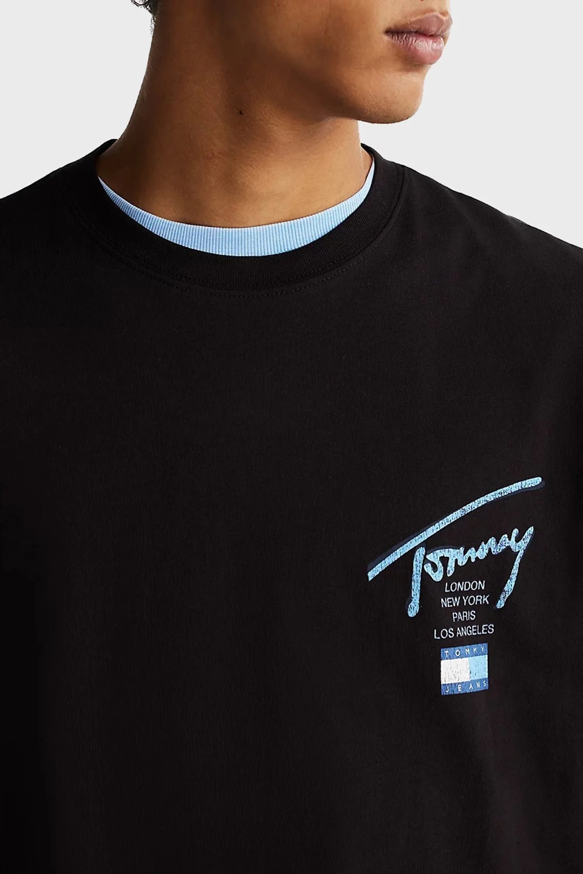 Tommy Jeans % 100 Pamuk Regular Fit Bisiklet Yaka Logolu Erkek T Shirt DM0DM21106 BDS SİYAH - 4