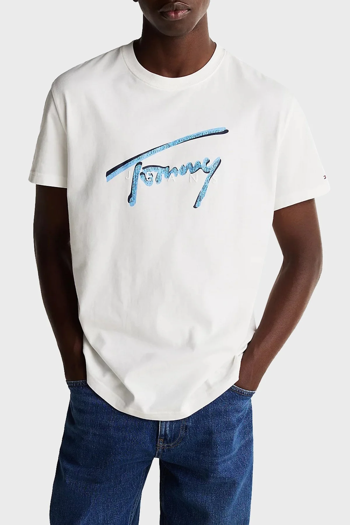 Tommy Jeans % 100 Pamuk Regular Fit Bisiklet Yaka Logolu Erkek T Shirt DM0DM21109 YBL BEYAZ - 1