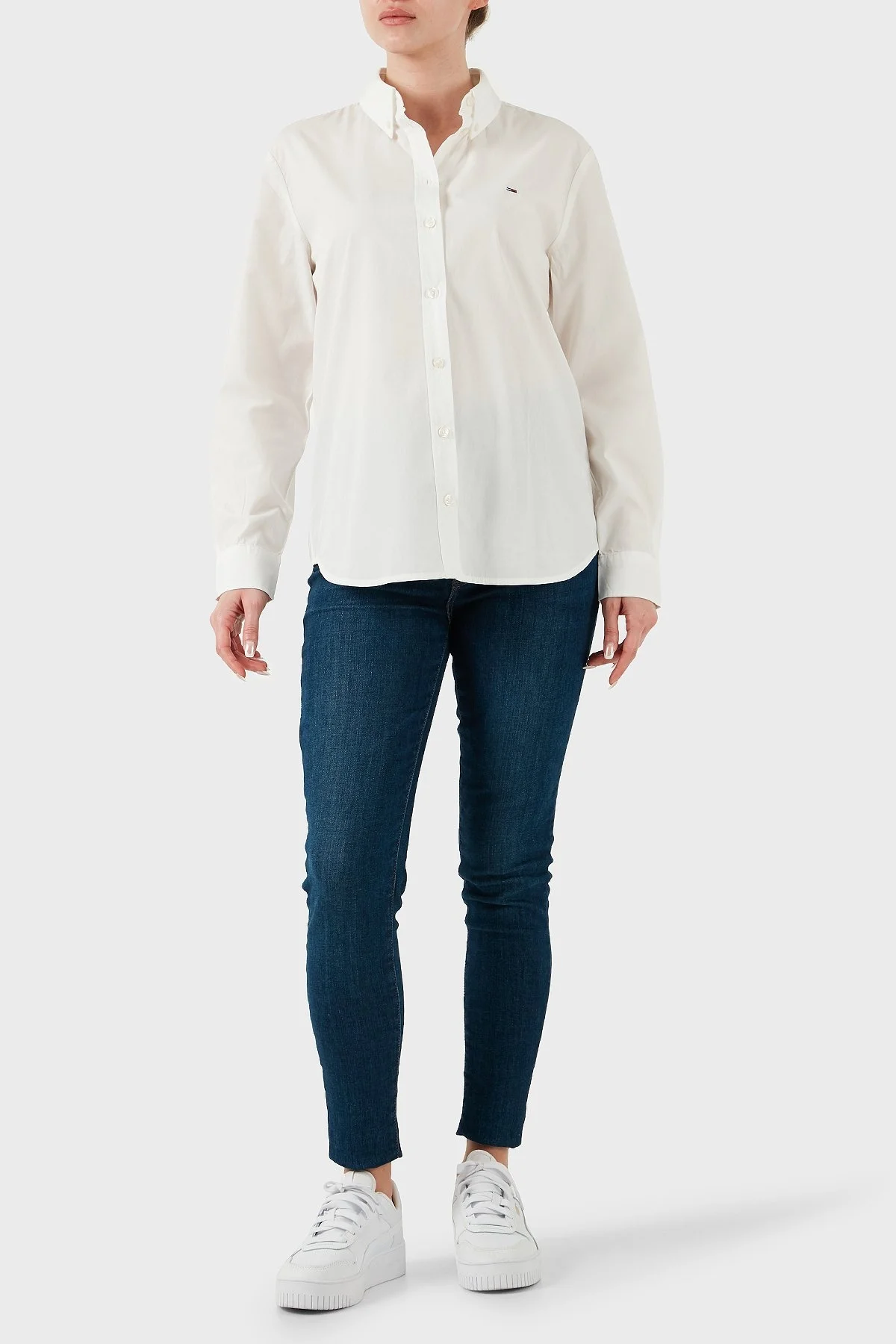 Tommy Jeans % 100 Pamuk Regular Fit Düğmeli Yaka Bayan Gömlek W0DW20290 YBL BEYAZ - 8