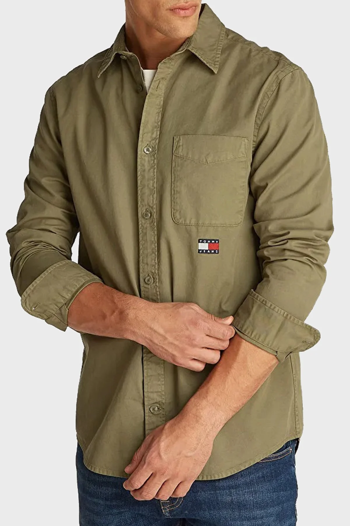 Tommy Jeans % 100 Pamuk Regular Fit Logolu Erkek Gömlek DM0DM21107 M12 YEŞİL - 1