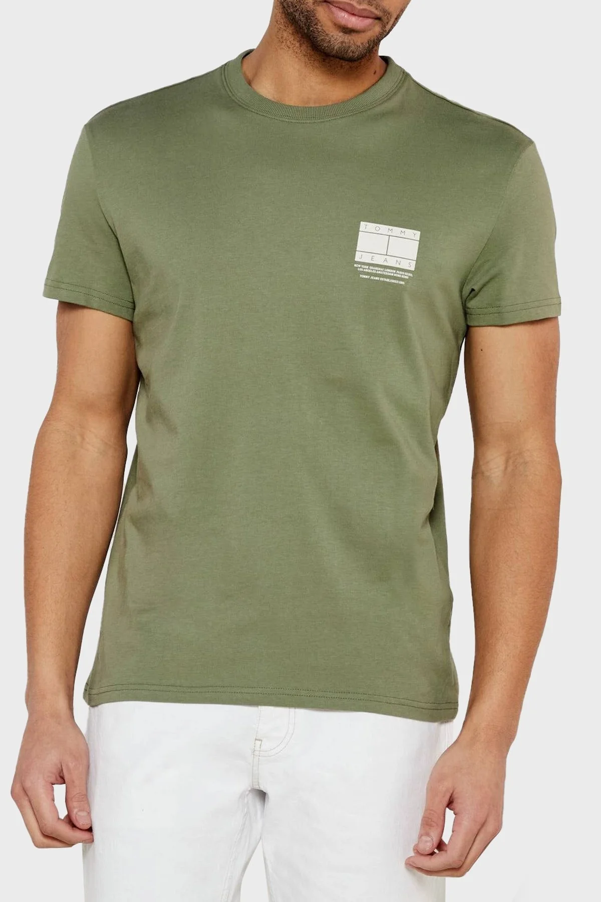 Tommy Jeans % 100 Pamuk Regular Fit Logolu Erkek T Shirt DM0DM20814 MR6 YEŞİL - 1