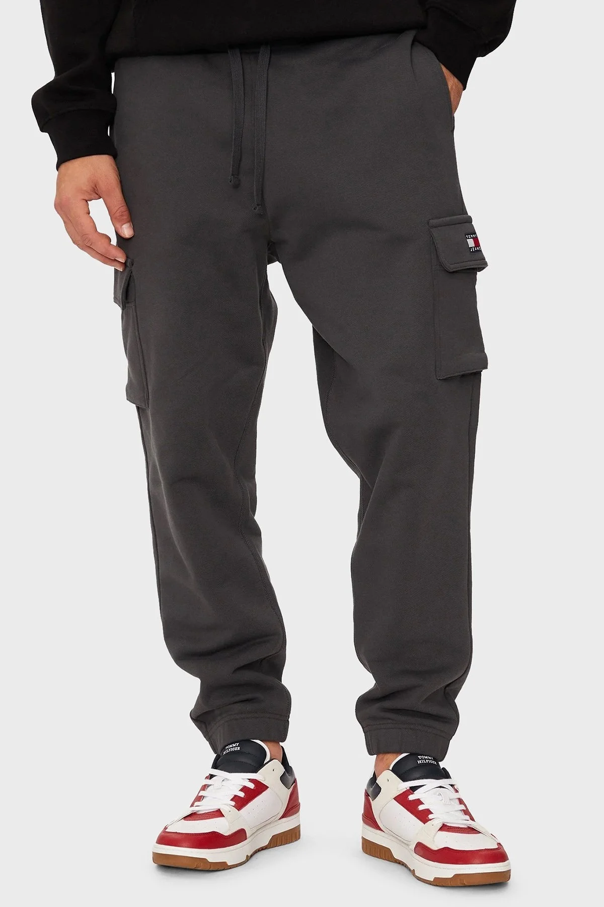 Tommy Jeans % 100 Pamuk Regular Fit Yüksek Bel Lastikli Paça Jogger Erkek Pantolon DM0DM19807 PUB KOYU GRİ - 6