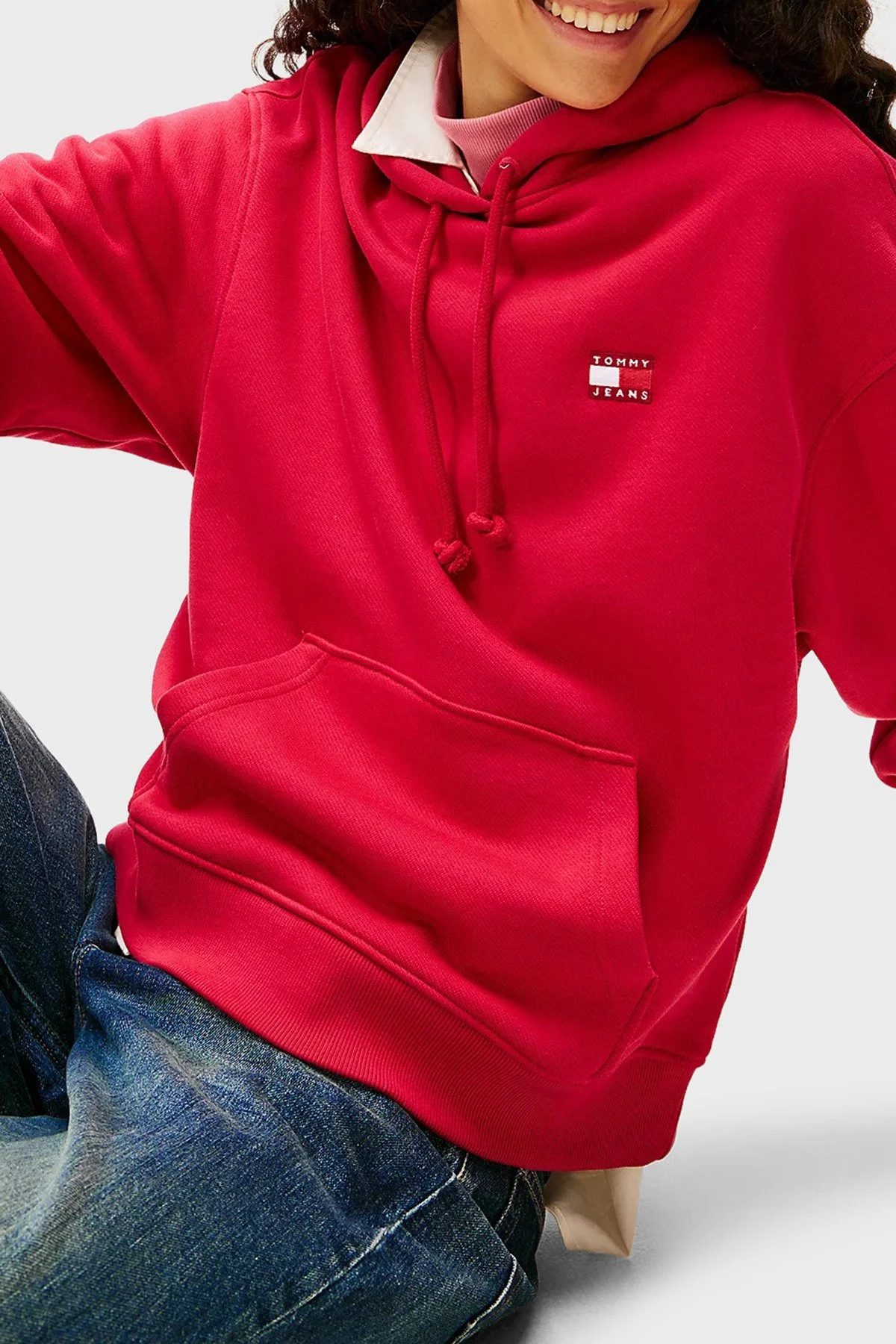 Tommy Jeans % 100 Pamuk Relaxed Fit Kapüşonlu Kadın Sweat DW0DW19414 XJP KIRMIZI - 4