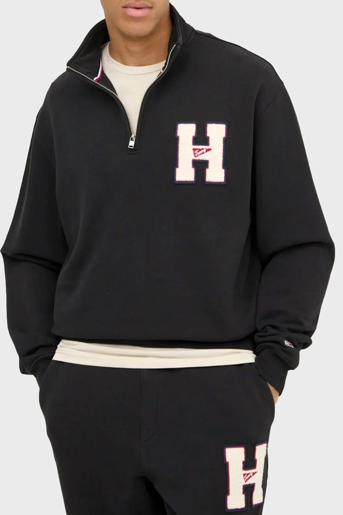 Tommy Jeans % 100 Pamuk Relaxed Fit Yarım Fermuarlı Dik Yaka Erkek Sweat DM0DM21263 BDS SİYAH - 1