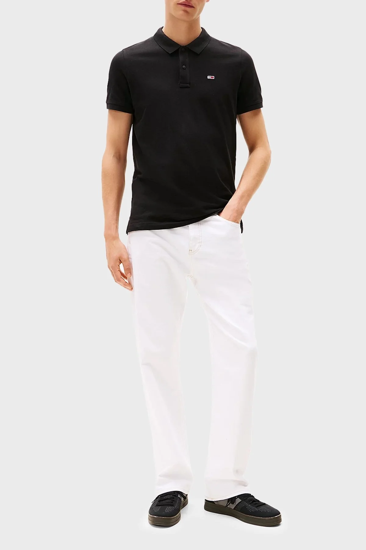 Tommy Jeans % 100 Pamuk Slim Fit Düğmeli Erkek Polo Yaka T Shirt DM0DM20676 BDS SİYAH - 2