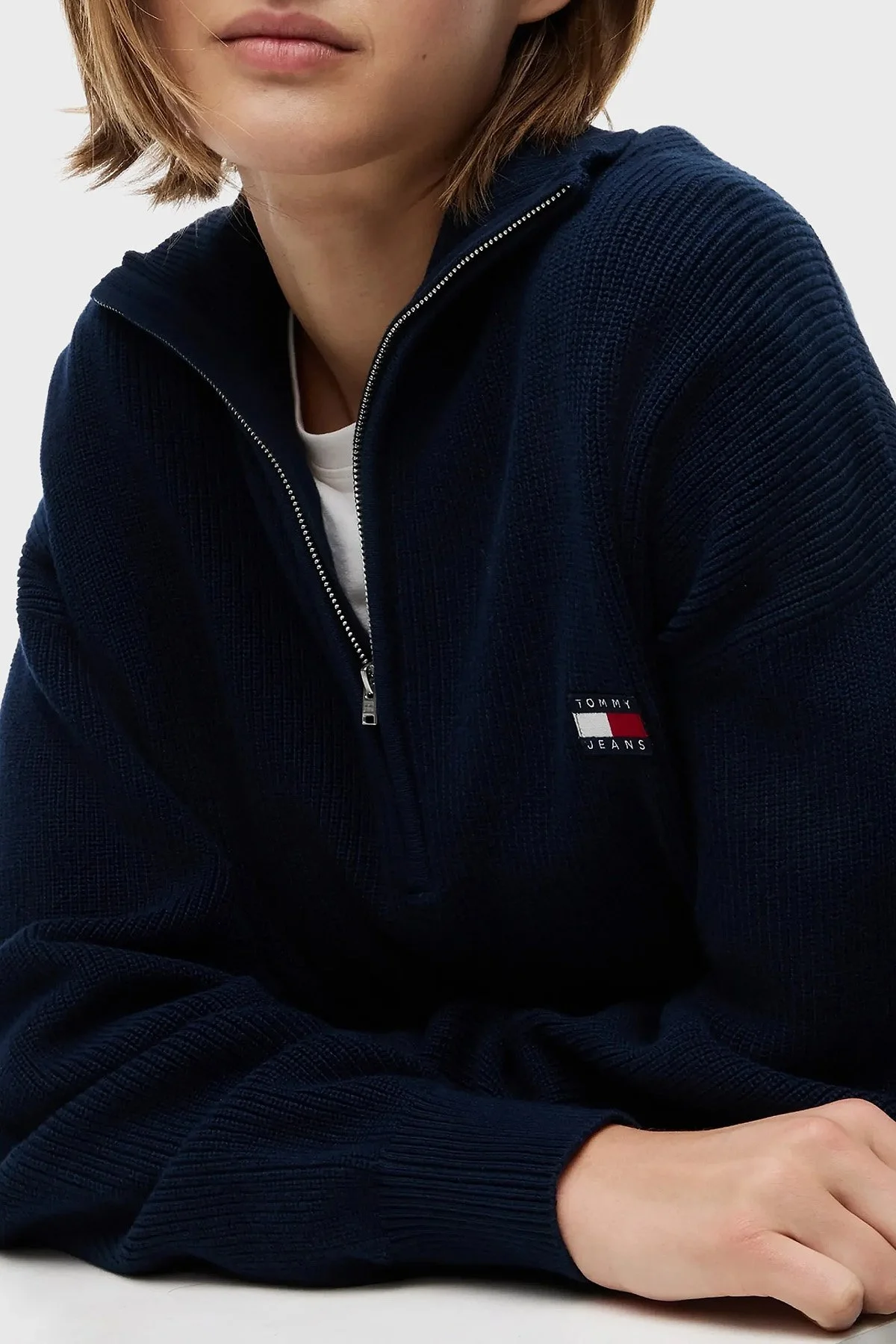 Tommy Jeans % 100 Pamuk Yarım Fermuarlı Balıkçı Yaka Kadın Kazak DW0DW22928 C1G Lacivert - 3