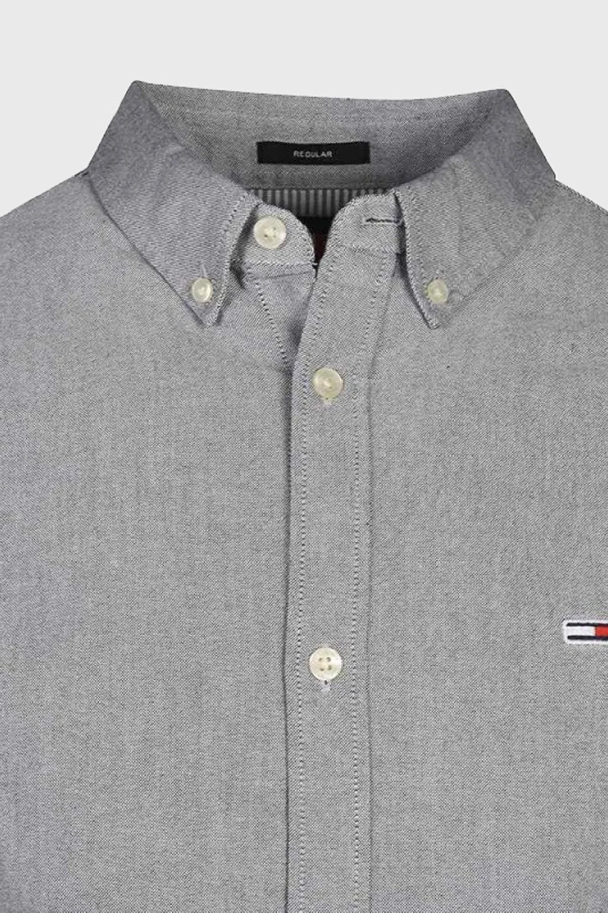 Tommy Jeans % 100 Pamuklu Regular Fit Erkek Gömlek DM0DM19134 C1G LACİVERT - 12