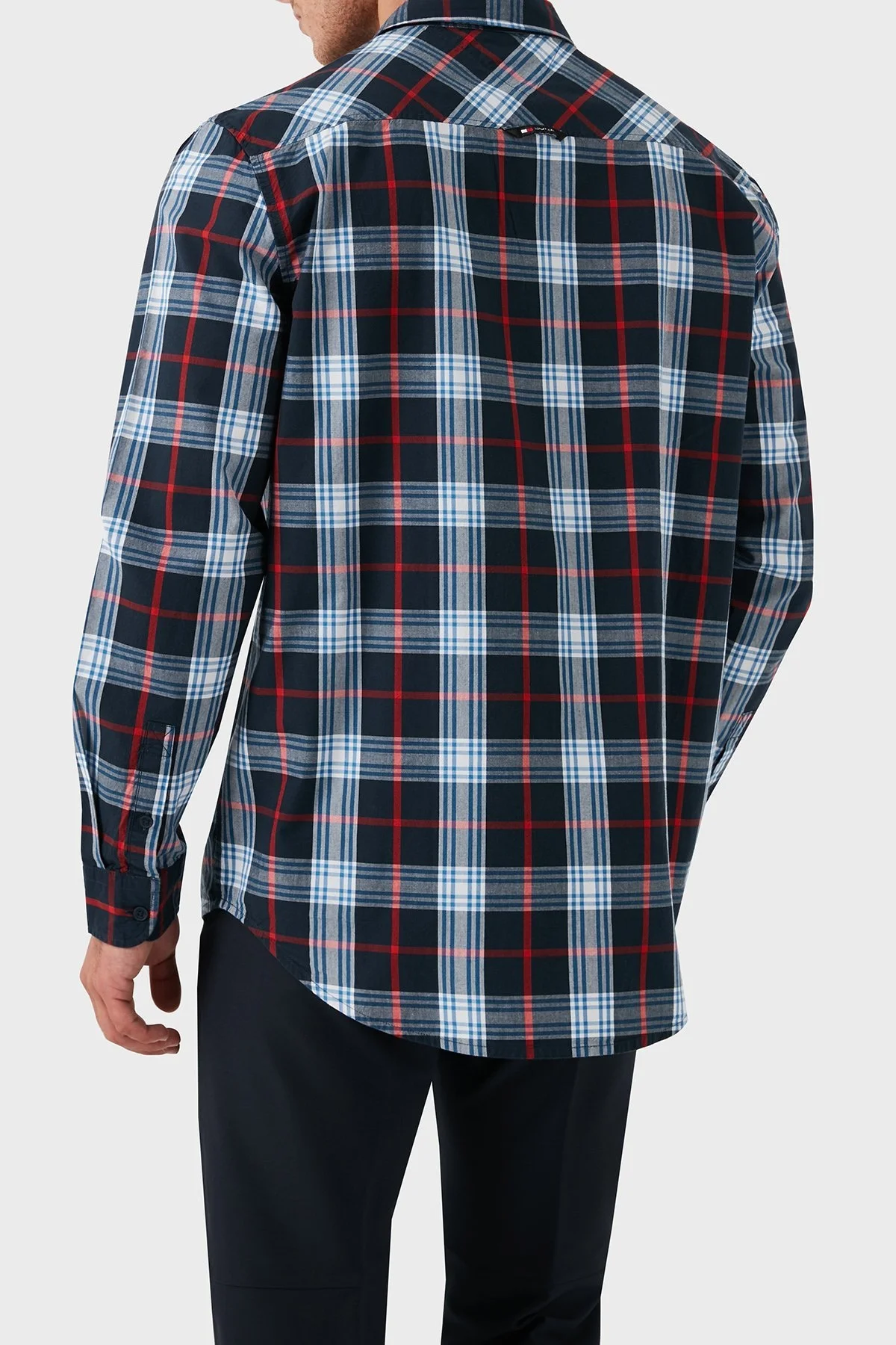 Tommy Jeans % 100 Pamuklu Regular Fit Erkek Gömlek DM0DM19512 C1G LACİVERT - 2