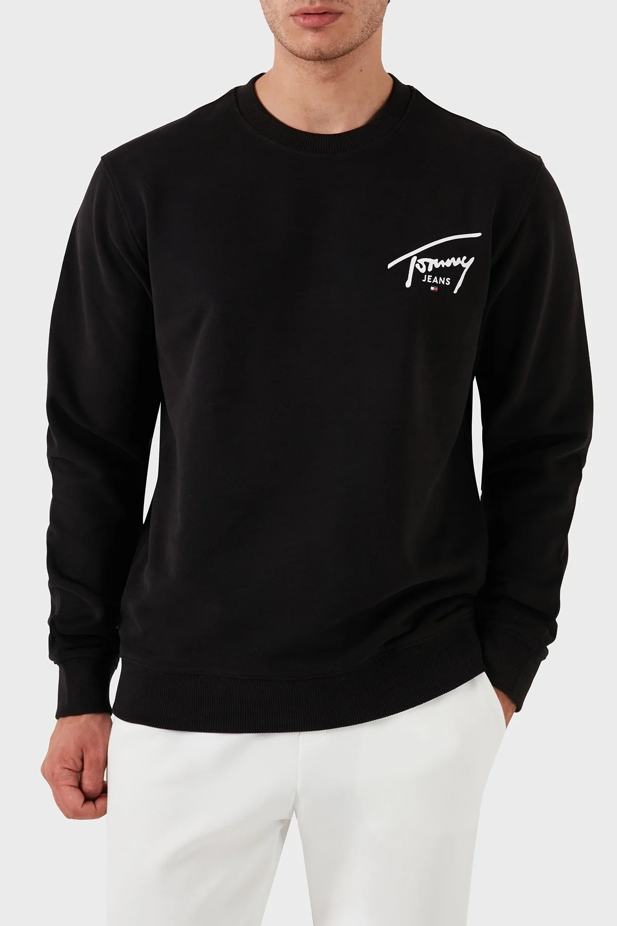 Tommy Jeans % 100 Pamuklu Regular Fit Erkek Sweat DM0DM19230 BDS SİYAH - 1