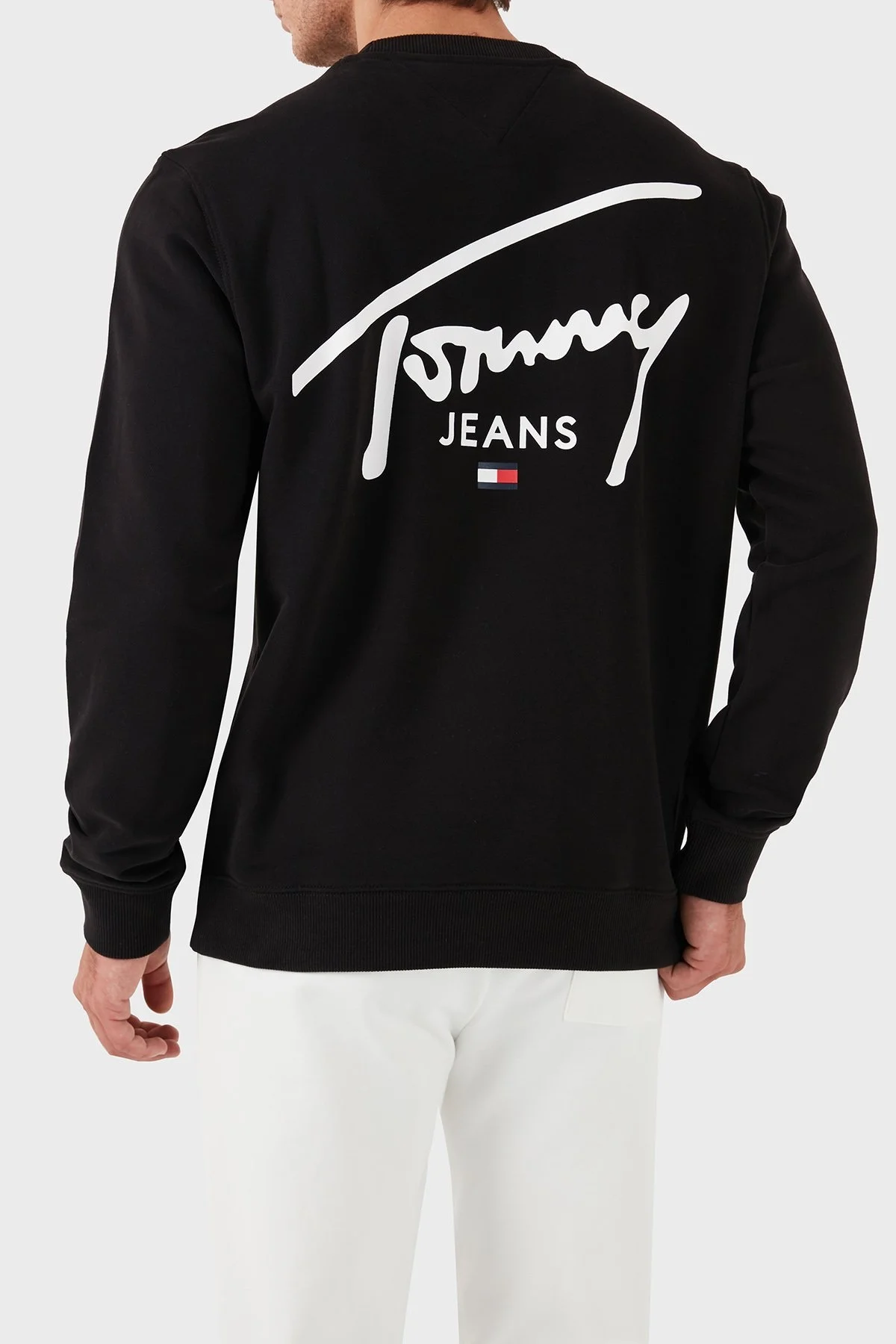 Tommy Jeans % 100 Pamuklu Regular Fit Erkek Sweat DM0DM19230 BDS SİYAH - 2