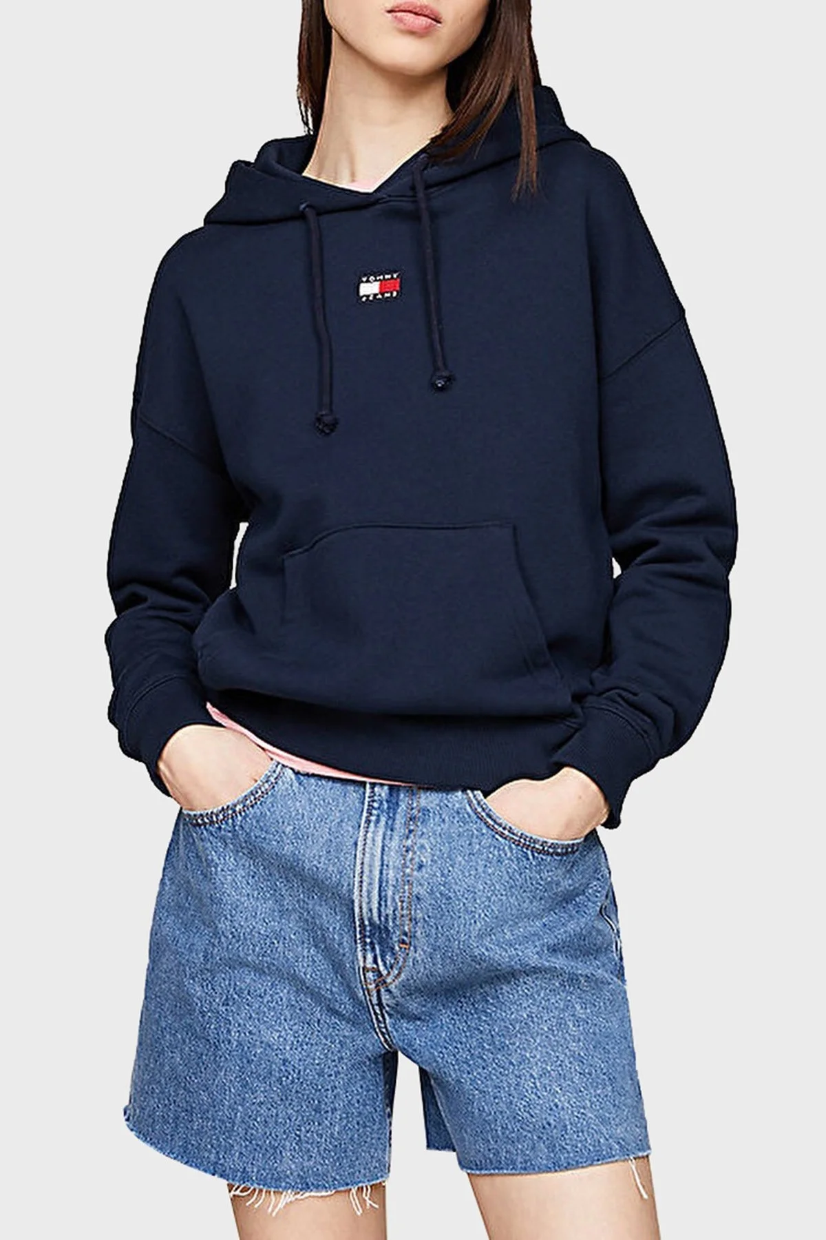 Tommy Jeans % 100 Pamuklu Regular Fit Kapüşonlu Kanguru Cepli Bayan Sweat DW0DW17326 C1G LACİVERT - 5