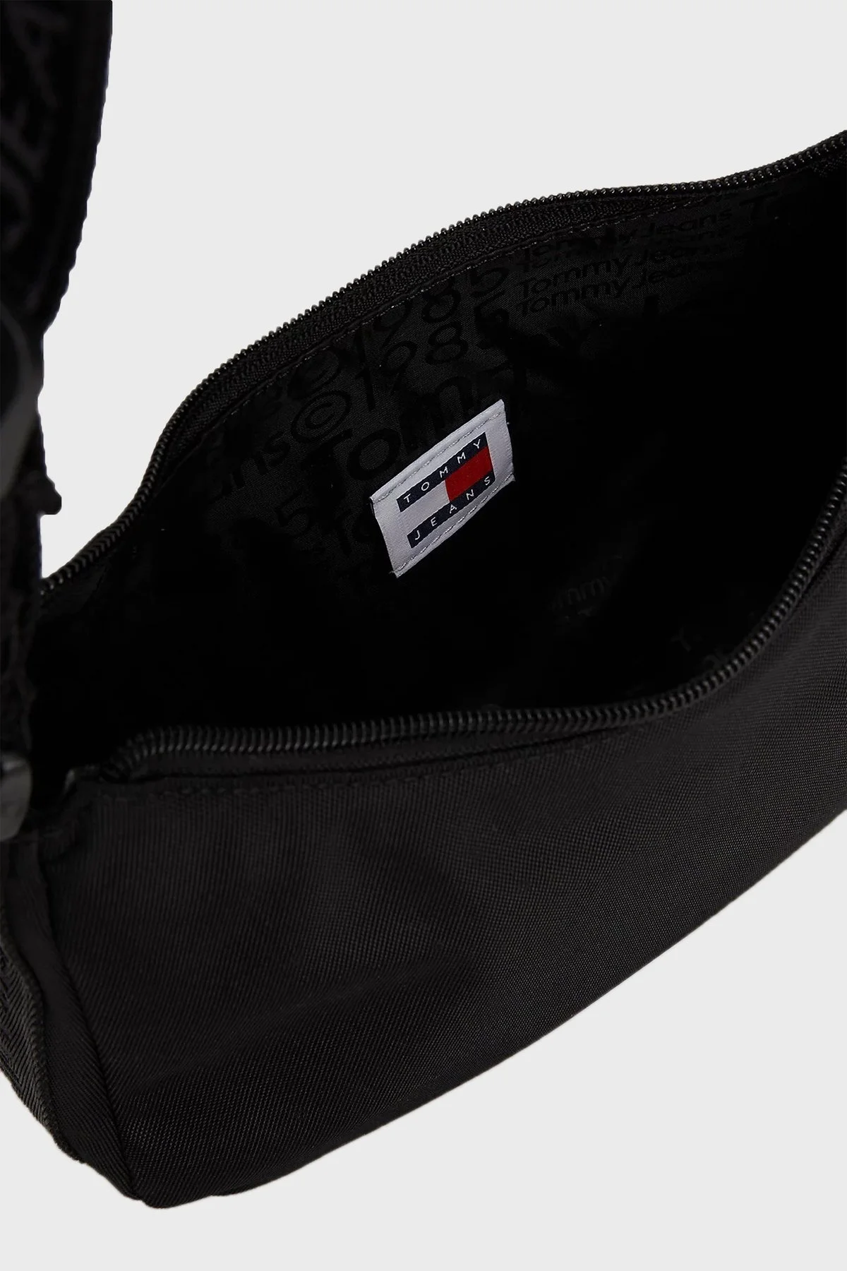 Tommy Jeans Ayarlanabilir Askılı Bayan Çanta AW0AW16276 BDS SİYAH - 4