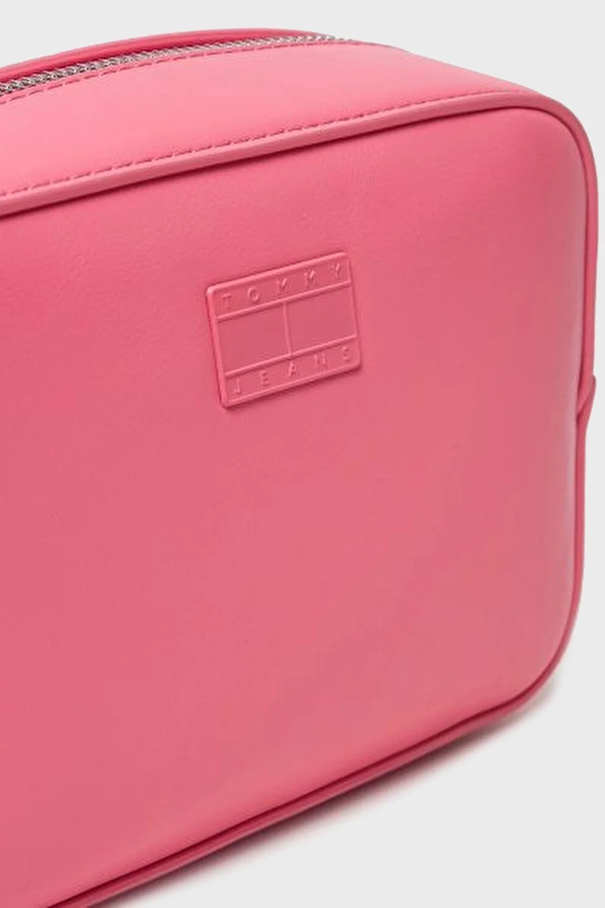 Tommy Jeans Ayarlanabilir Askılı Bayan Çanta AW0AW16964 TIG PEMBE - 5