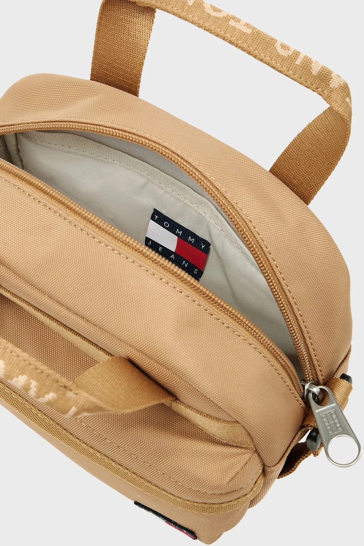 Tommy Jeans Ayarlanabilir Çapraz Askılı Bayan Çanta AW0AW16957 RBR KOYU HAKİ - 3