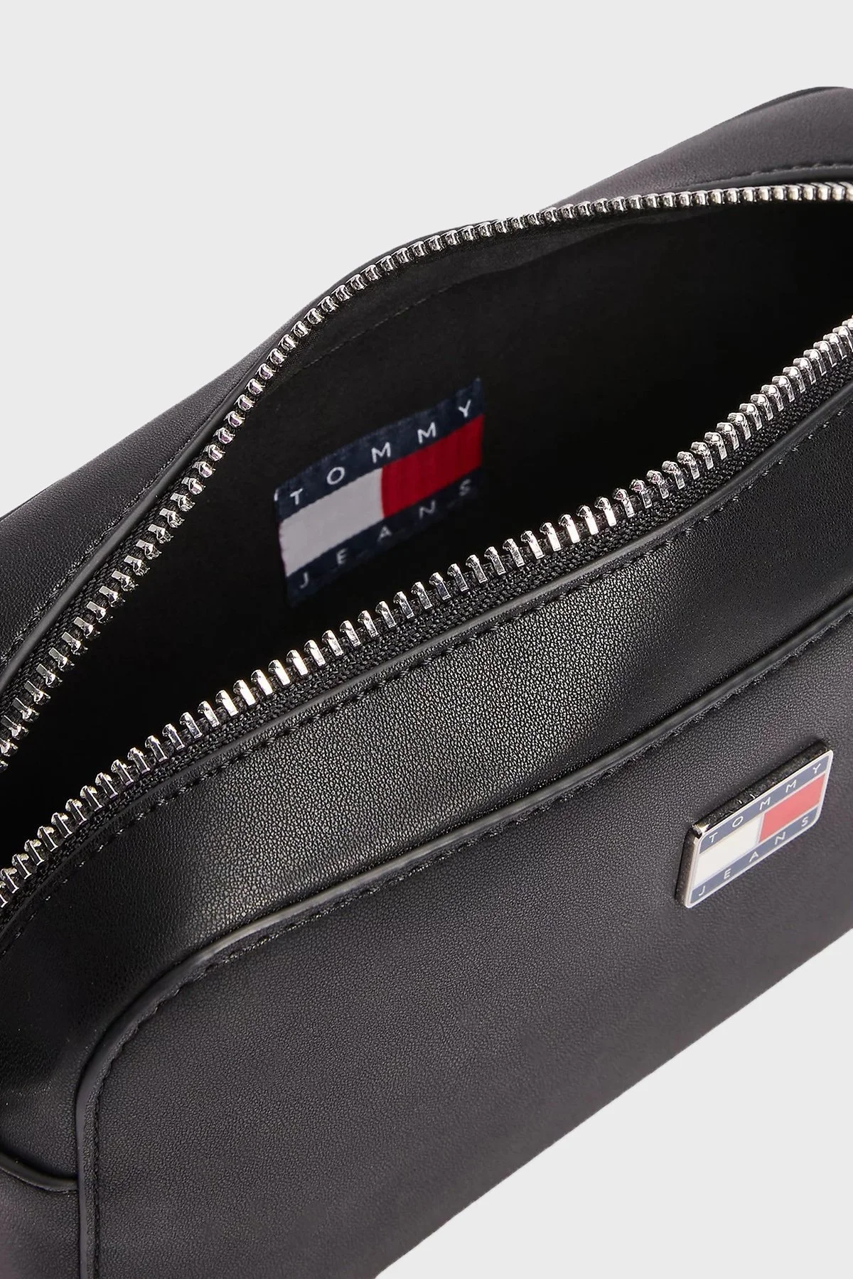 Tommy Jeans Ayarlanabilir Çapraz Askılı Bayan Çanta AW0AW16961 BDS SİYAH - 4