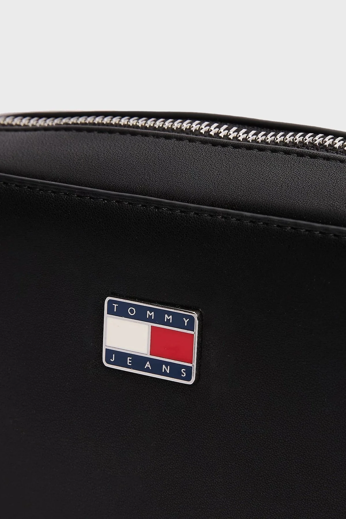 Tommy Jeans Ayarlanabilir Çapraz Askılı Bayan Çanta AW0AW16961 BDS SİYAH - 5