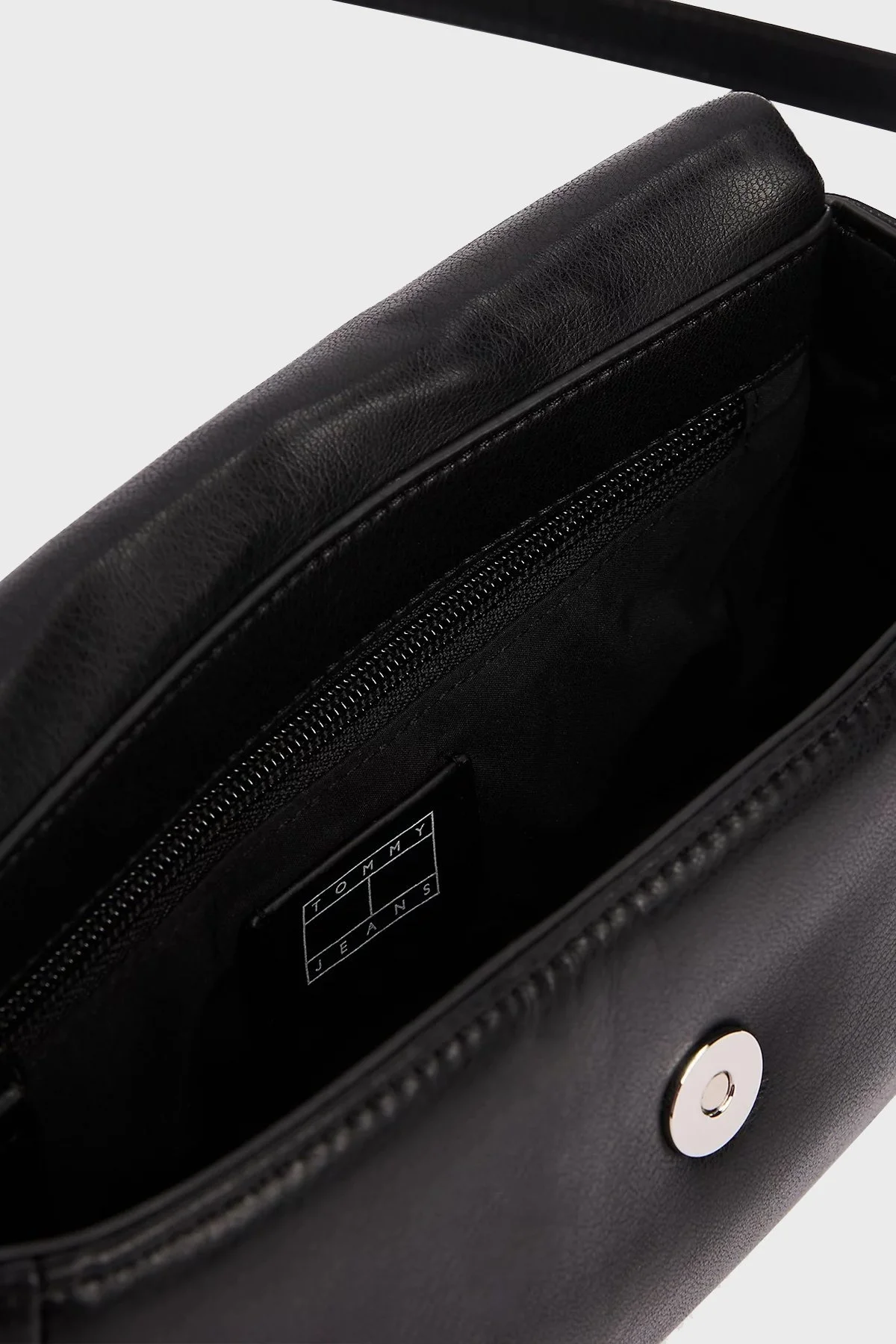 Tommy Jeans Ayarlanabilir Çapraz Askılı Bayan Çanta AW0AW16978 BDS SİYAH - 9