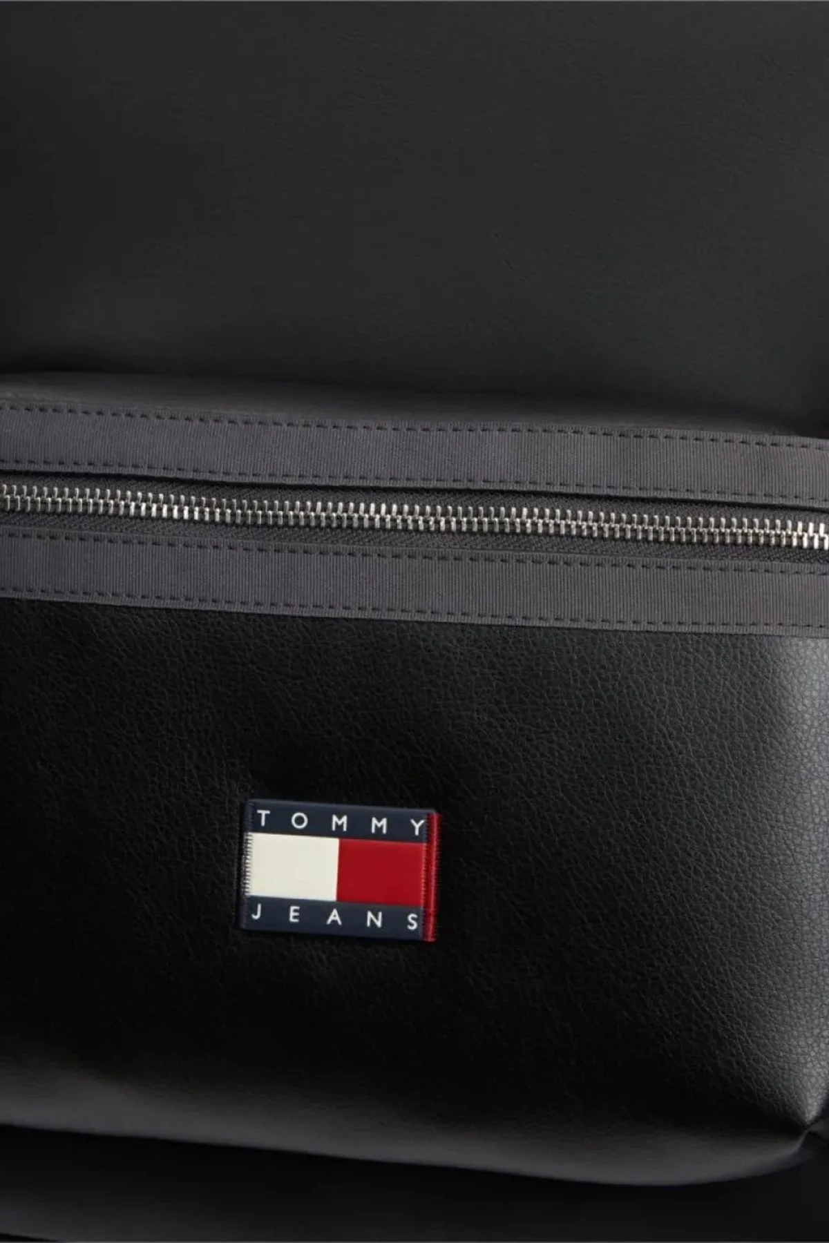 Tommy Jeans Ayarlanabilir Omuz Askılı Erkek Sırt Çantası AM0AM14340 BDS Siyah - 5