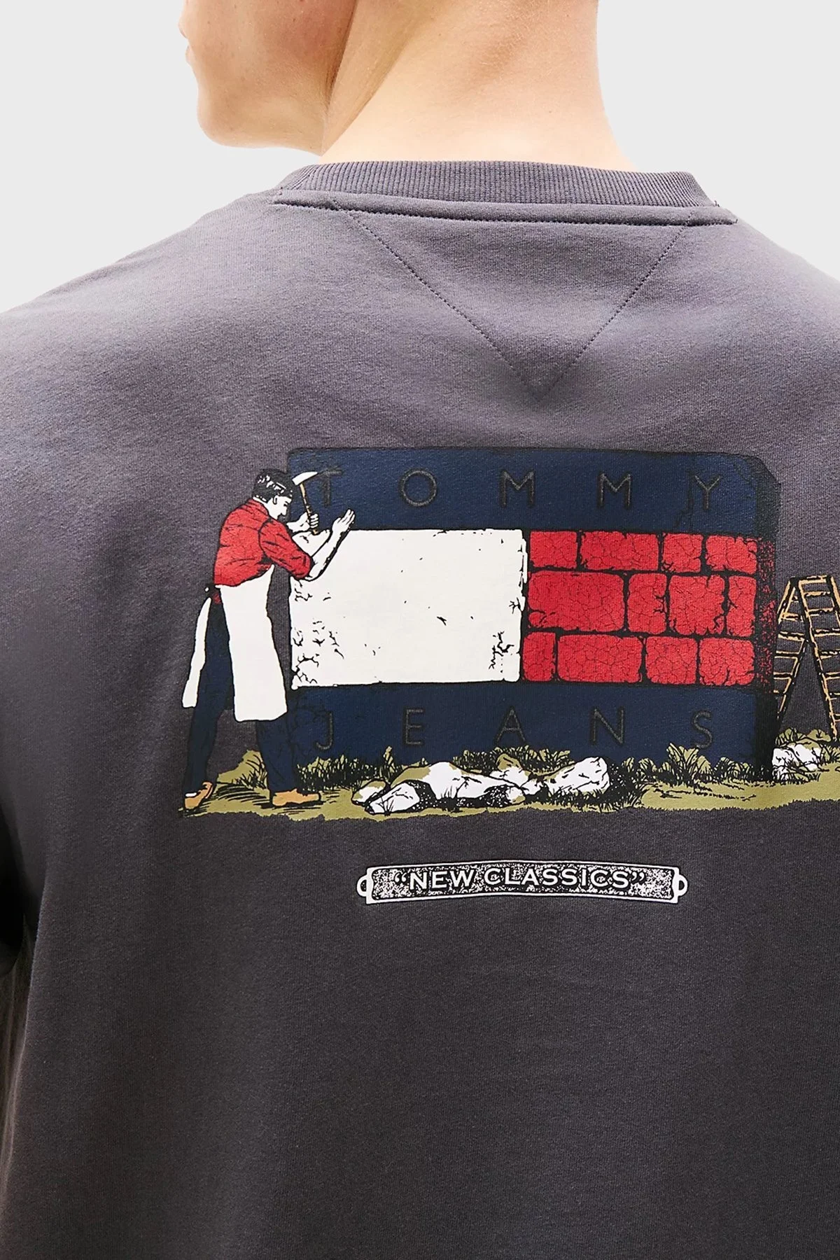 Tommy Jeans Baskılı % 100 Pamuk Relaxed Fit Bisiklet Yaka Erkek T Shirt DM0DM20351 PT2 KOYU GRİ - 4