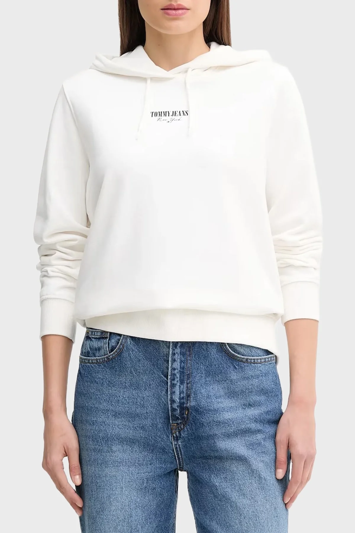 Tommy Jeans Baskılı Pamuklu Relaxed Fit Kapüşonlu Crop Bayan Sweat DW0DW20943 YBL BEYAZ - 1