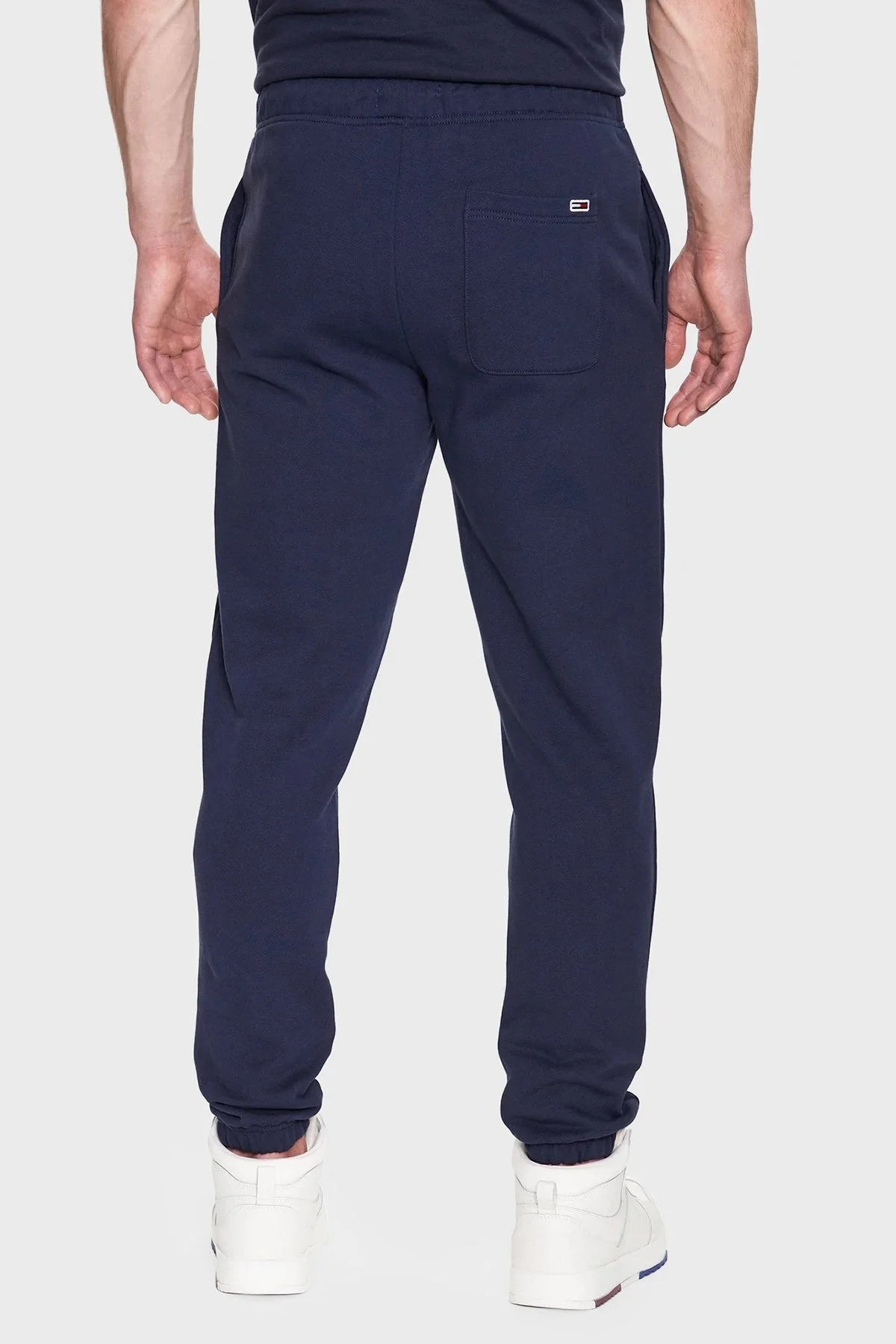 Tommy Jeans Belden Bağlamalı Cepli Pamuklu Slim Fit Erkek Eşofman Altı DM0DM16782 C87 LACİVERT - 3