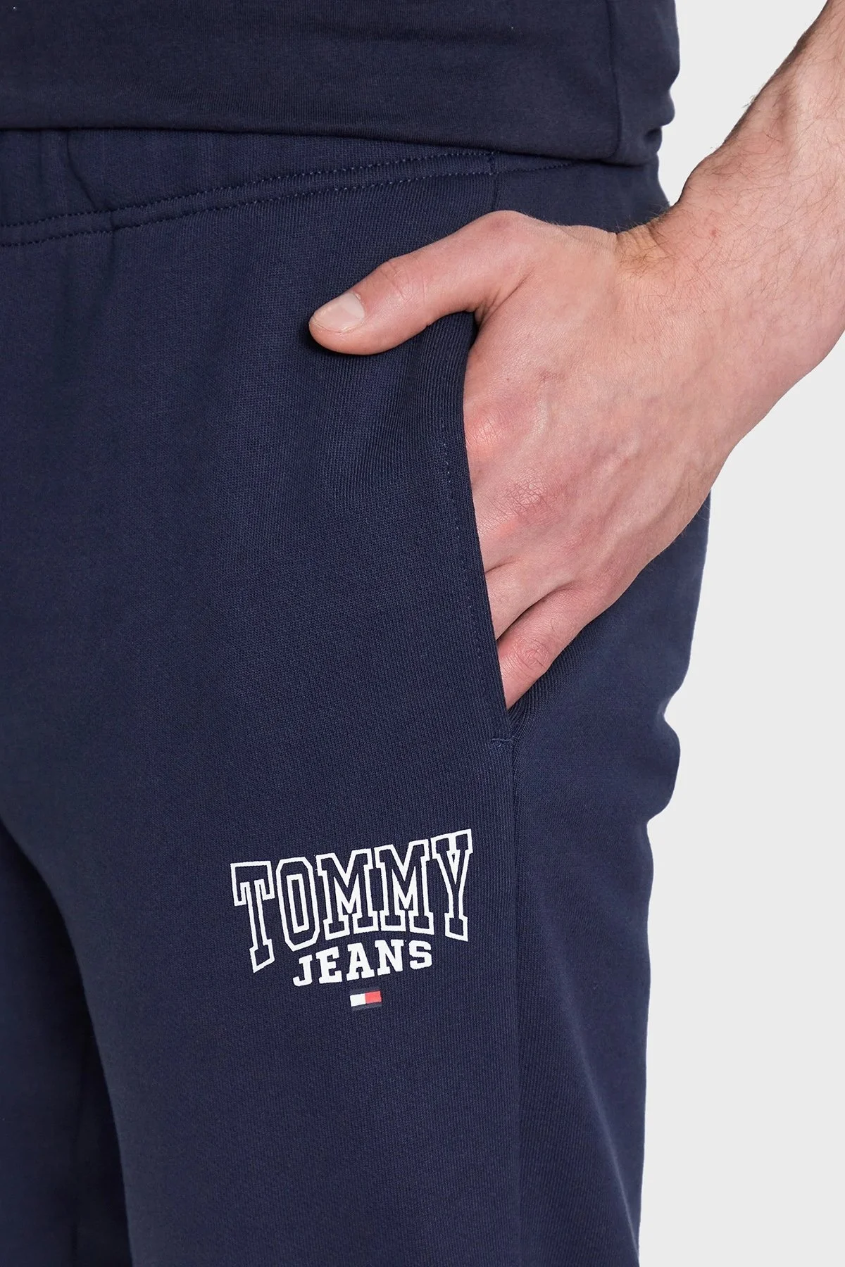 Tommy Jeans Belden Bağlamalı Cepli Pamuklu Slim Fit Erkek Eşofman Altı DM0DM16782 C87 LACİVERT - 4
