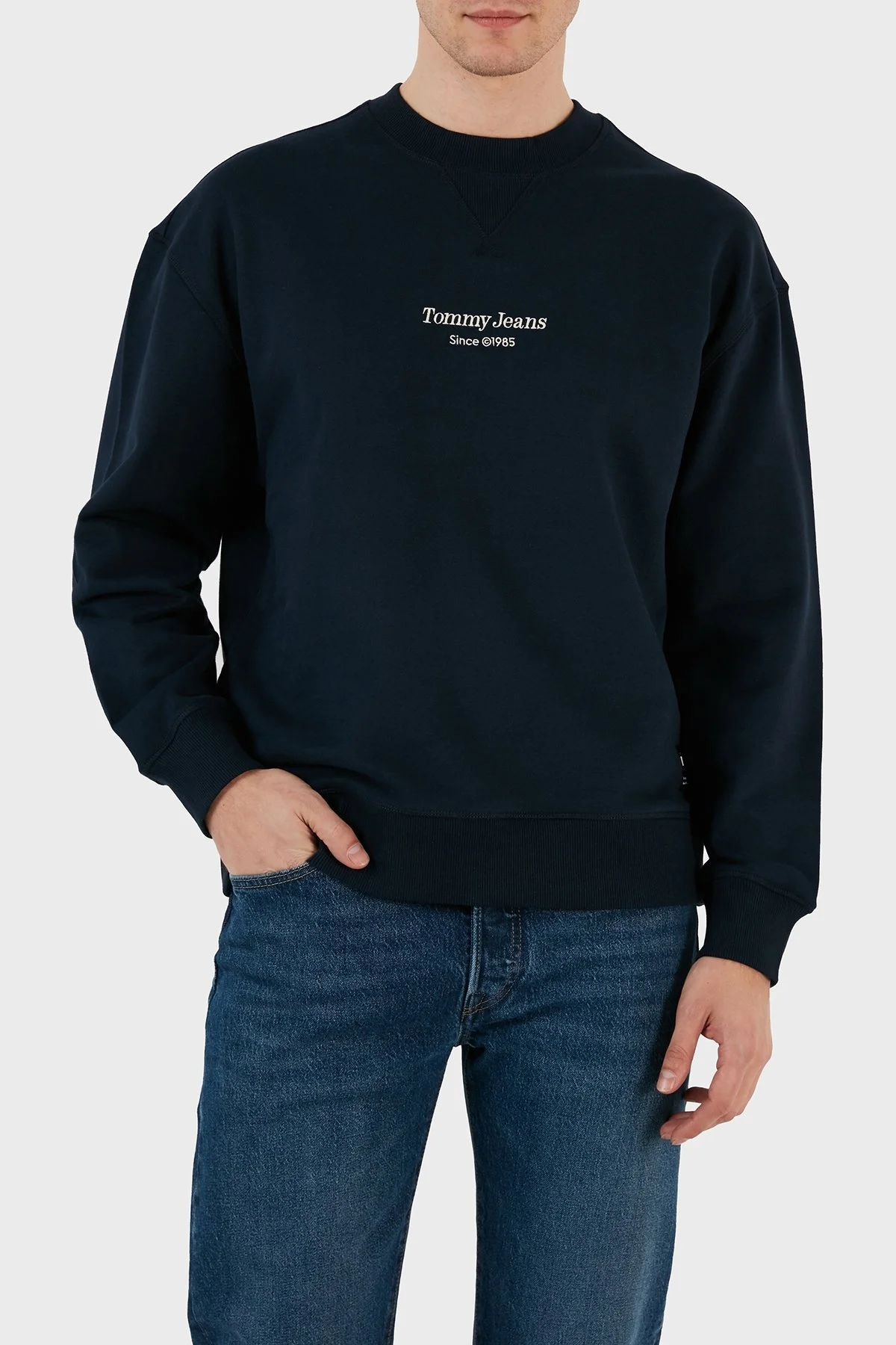 Tommy Jeans Bisiklet Yaka Regular Fit Erkek Sweat DM0DM18411 C1G LACİVERT - 1