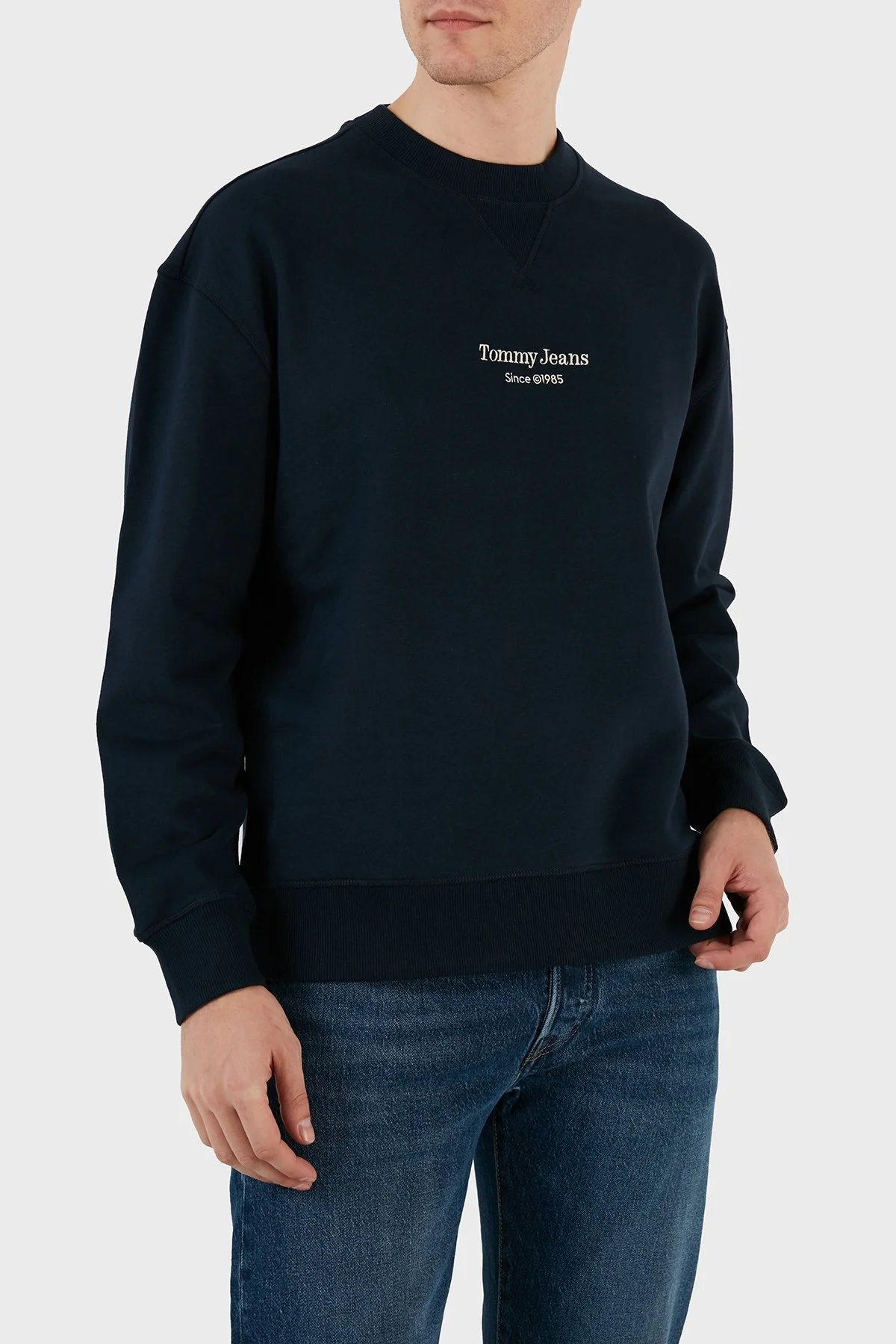 Tommy Jeans Bisiklet Yaka Regular Fit Erkek Sweat DM0DM18411 C1G LACİVERT - 3