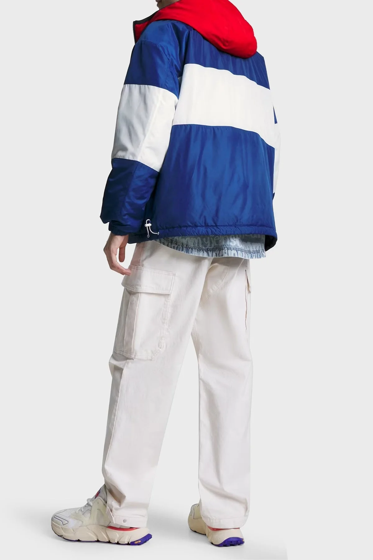 Tommy Jeans Çift Taraflı Relaxed Fit Kapüşonlu Şişme Erkek Mont DM0DM16625 C9B MAVİ-BEYAZ - 4