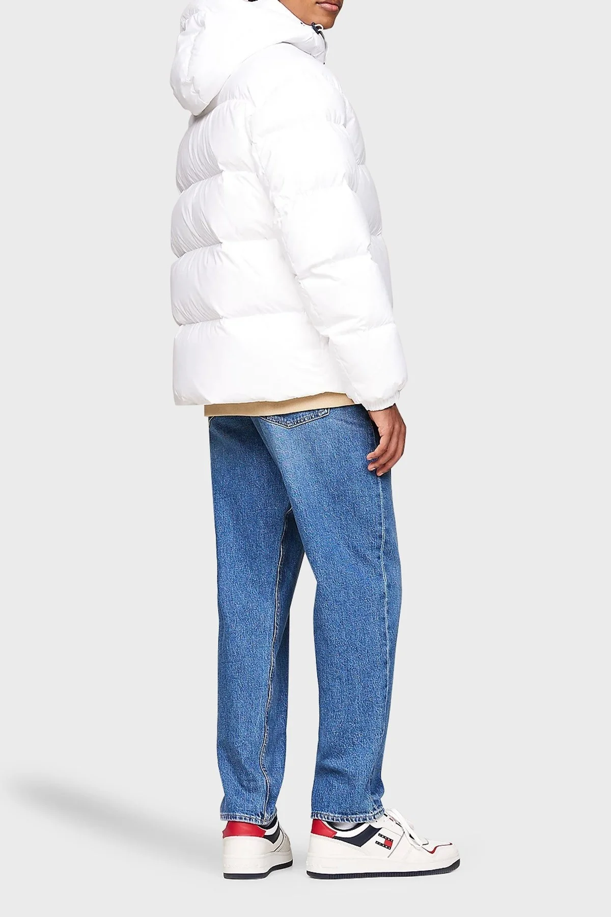 Tommy Jeans Comfort Fit Çıkarılabilir Kapüşonlu Fermuarlı Erkek Mont DM0DM19786 YBR BEYAZ - 3